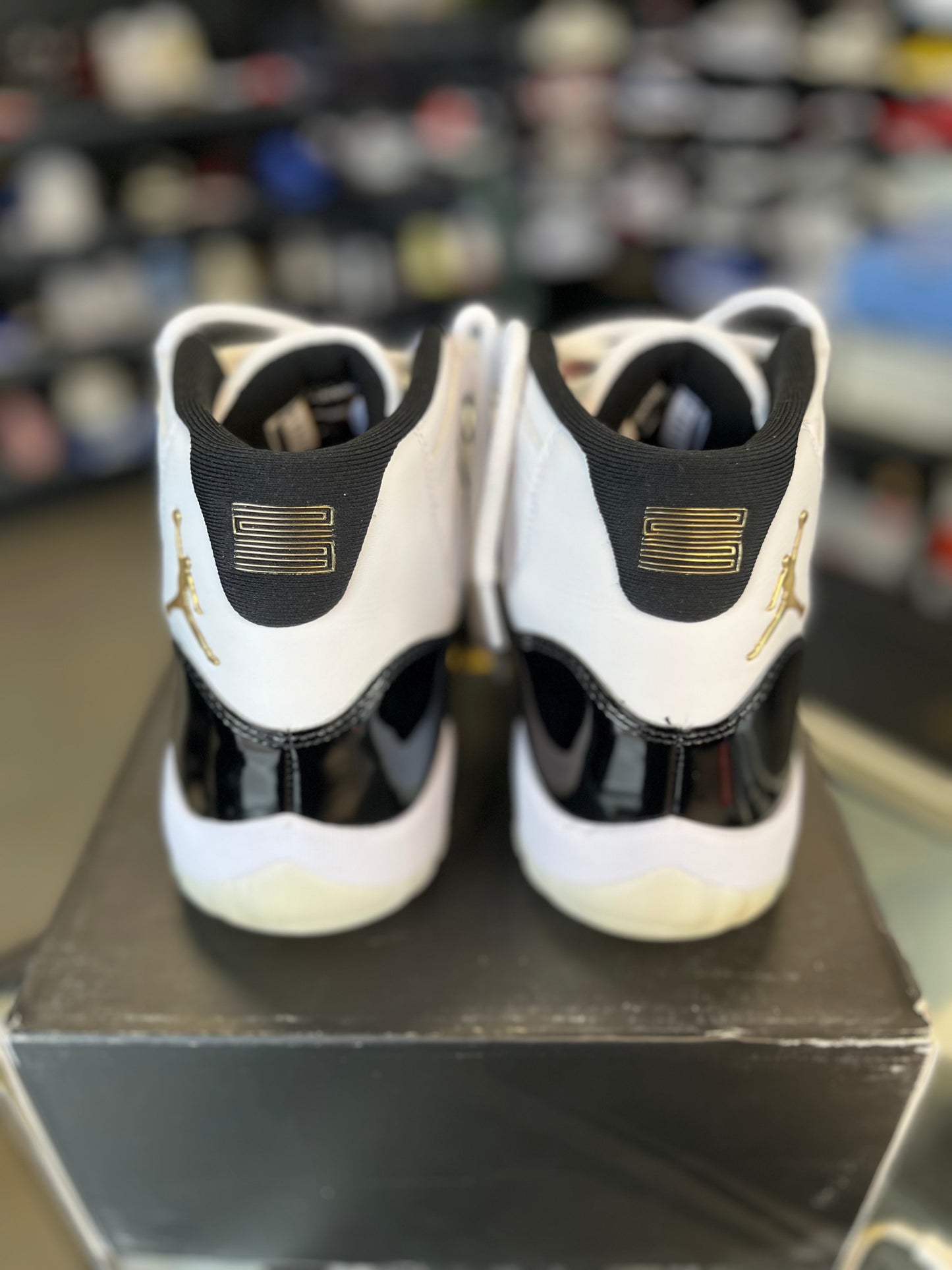 Jordan 11 “Gratitude” Size 10