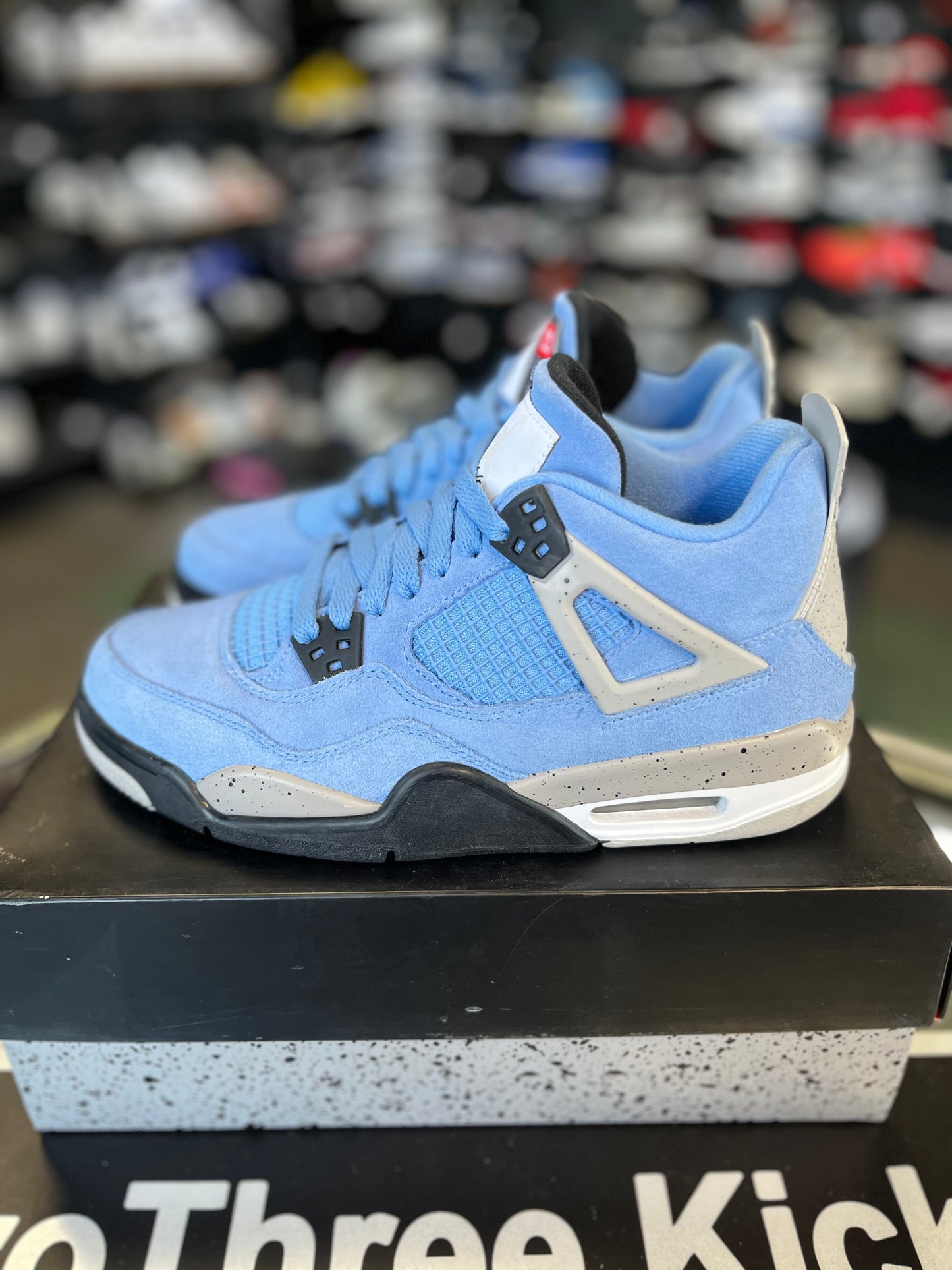 Jordan 4 “UNC” (Gs) Size 6.5y/8w