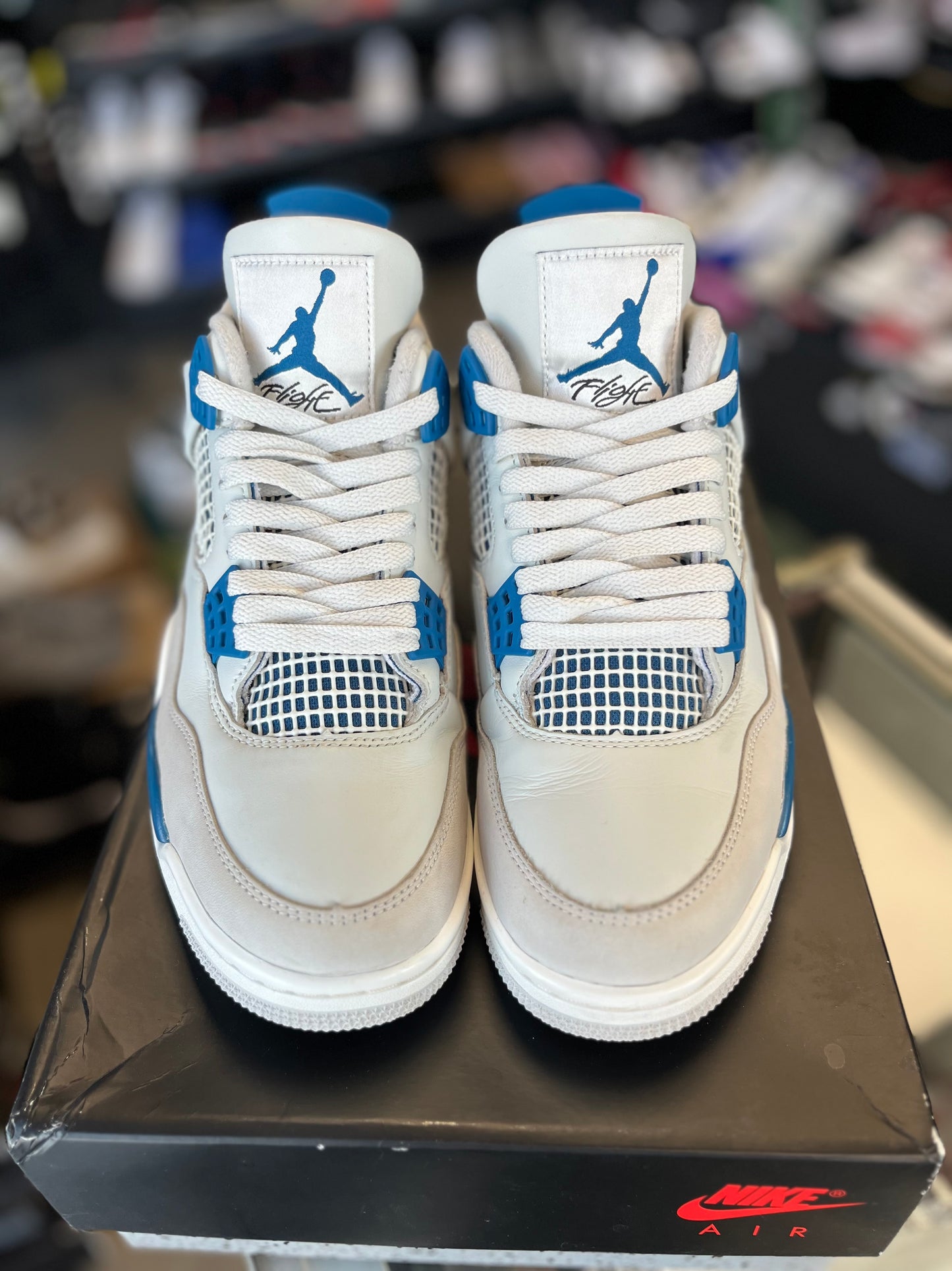 Jordan 4 “Military Blue” Size 8