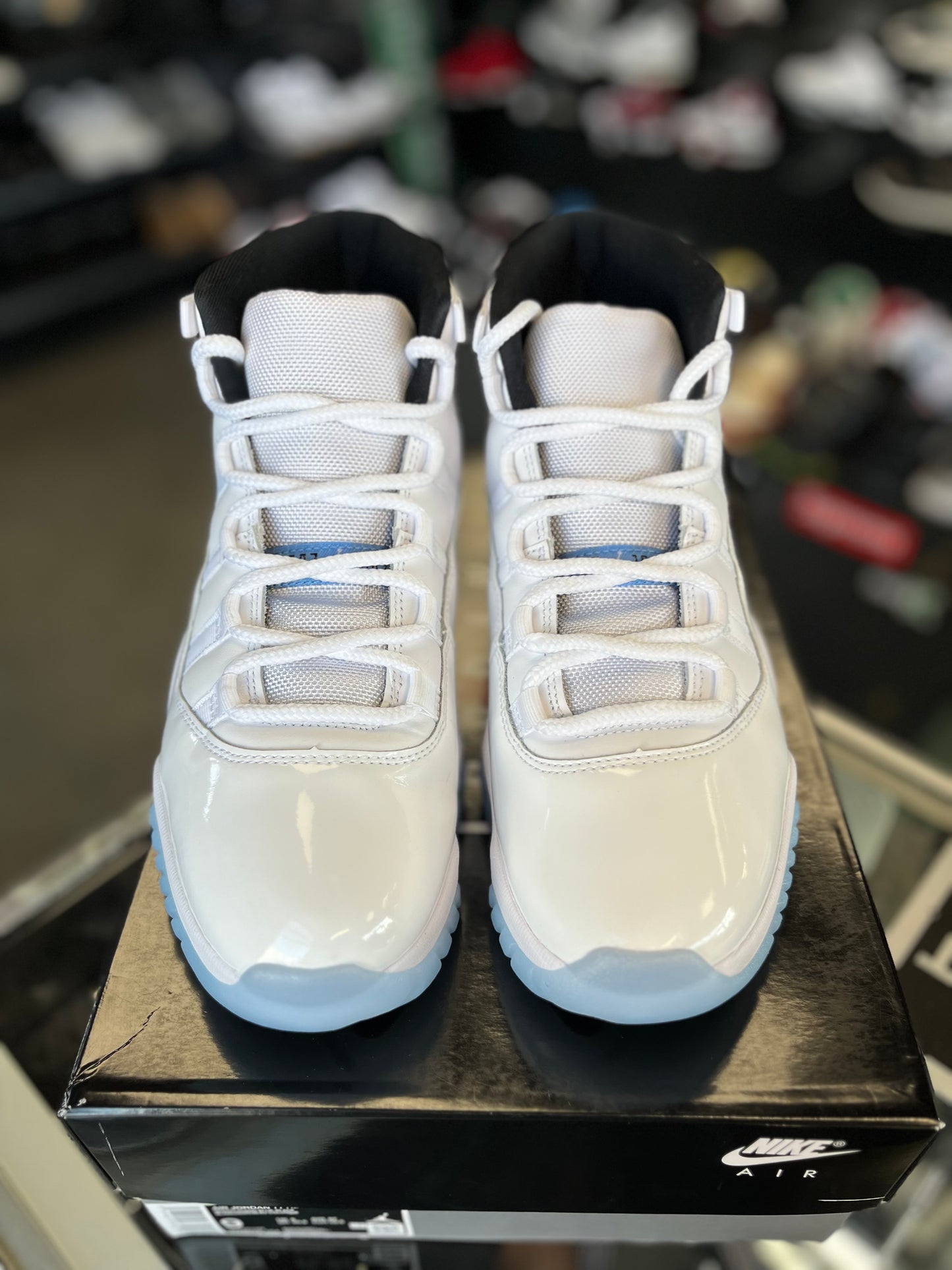 Jordan 11 “Legend Blue” Size 9