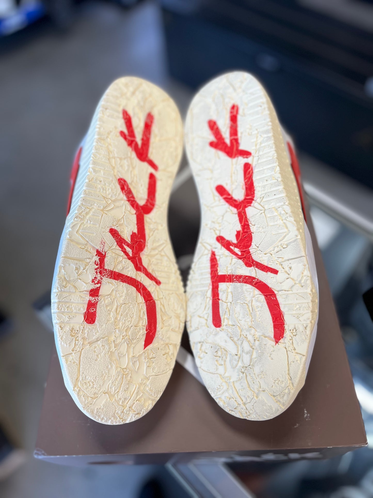 Jumpman Jack x Travis Scott “University Red” Size 11