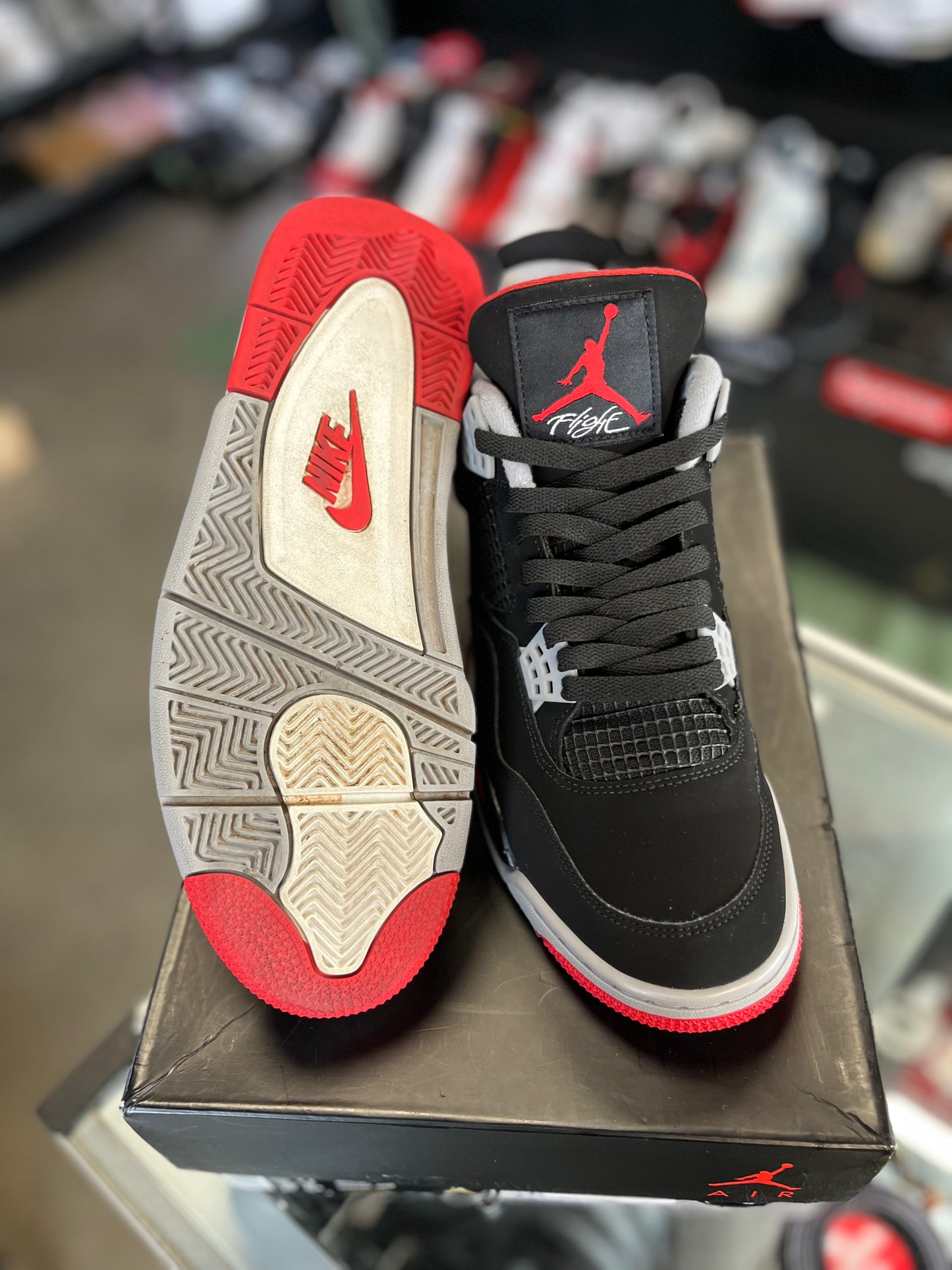 Jordan 4 “Bred” (2019) Size 9.5