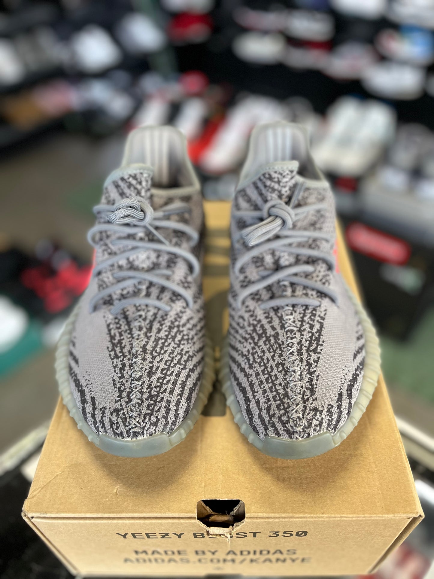 Yeezy 350 “Beluga 2.0” Size 9