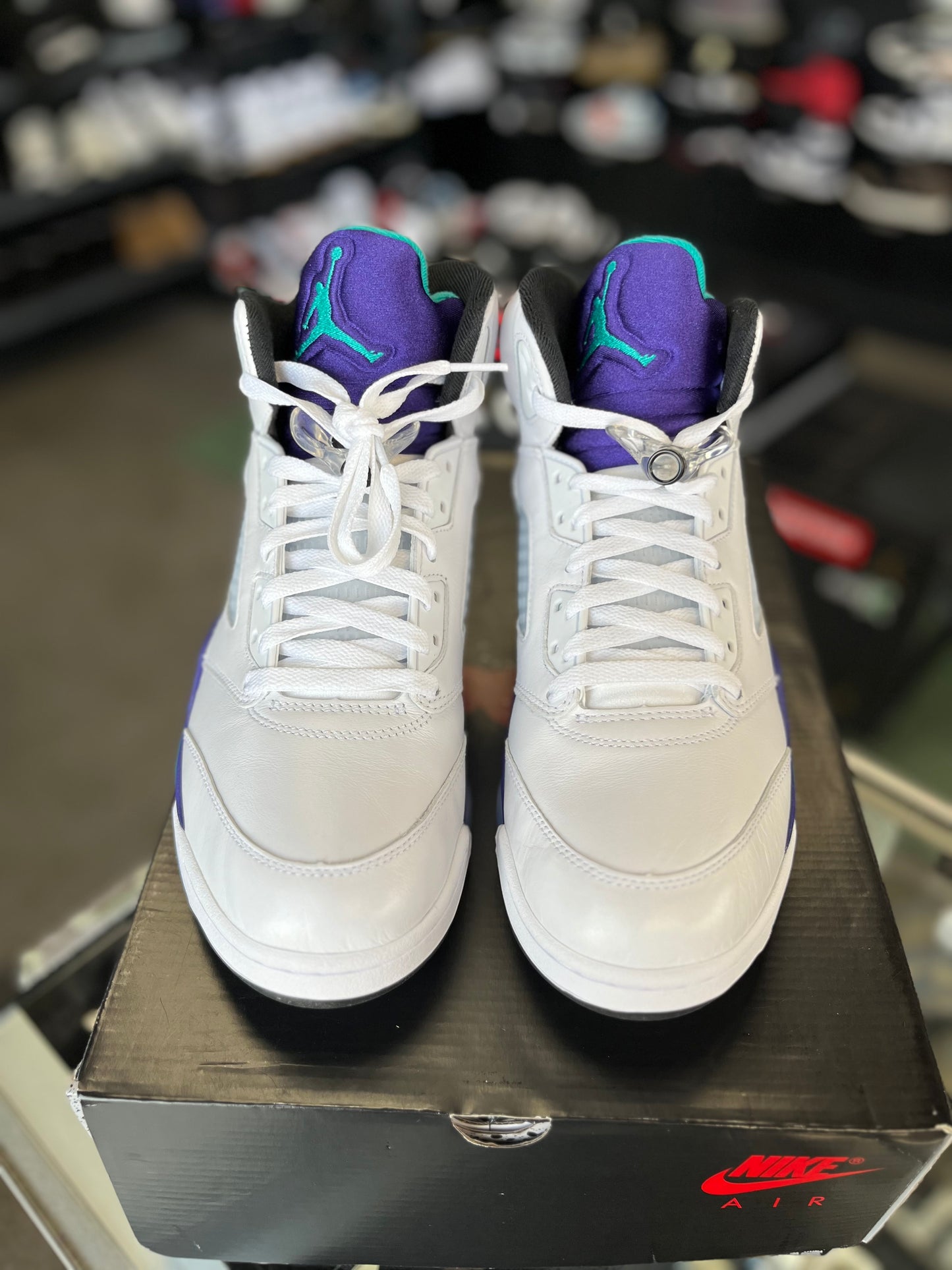Jordan 5 “Grape” (2025) Size 10.5