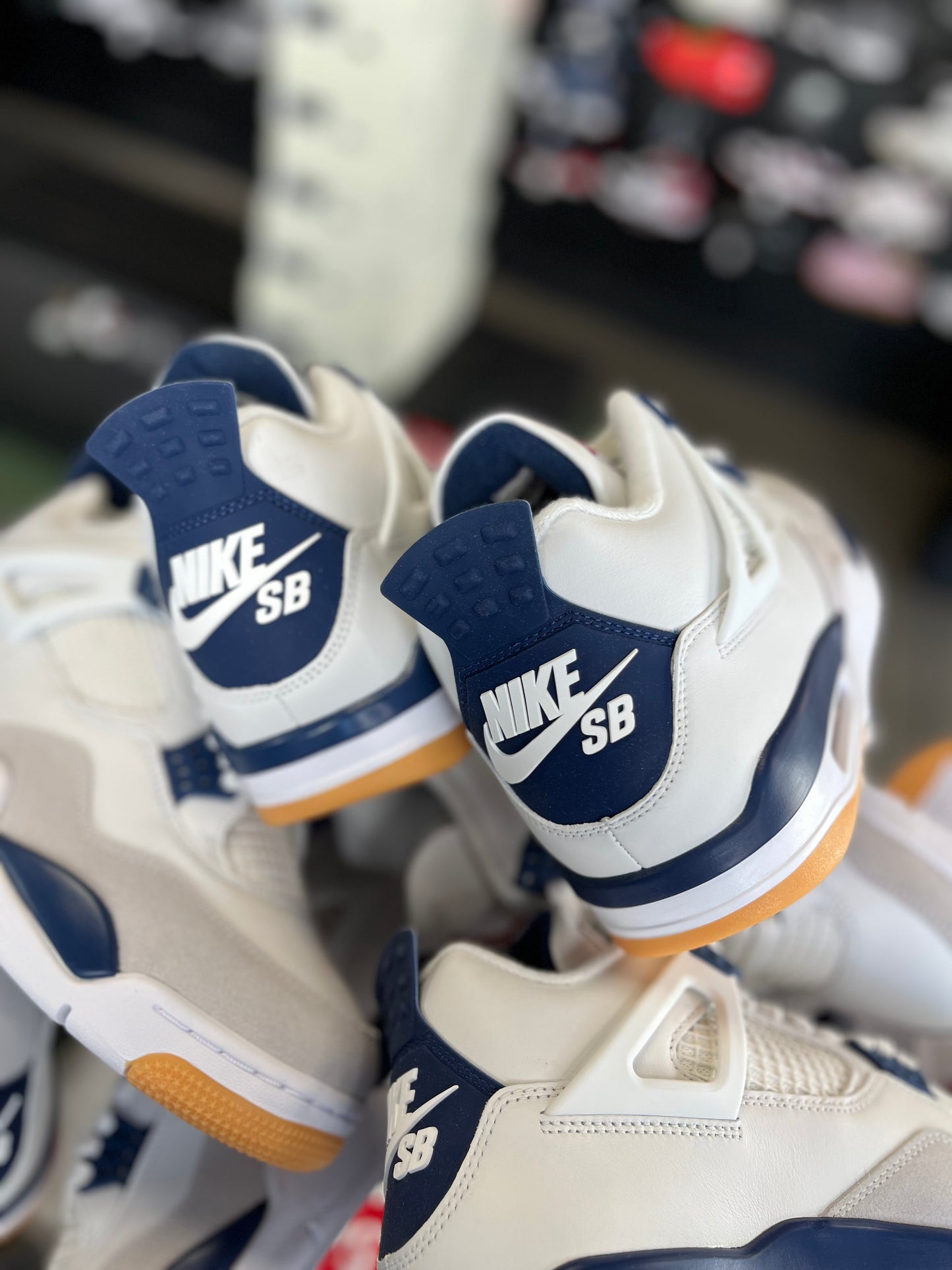 Jordan 4 SB “Navy” (2025)
