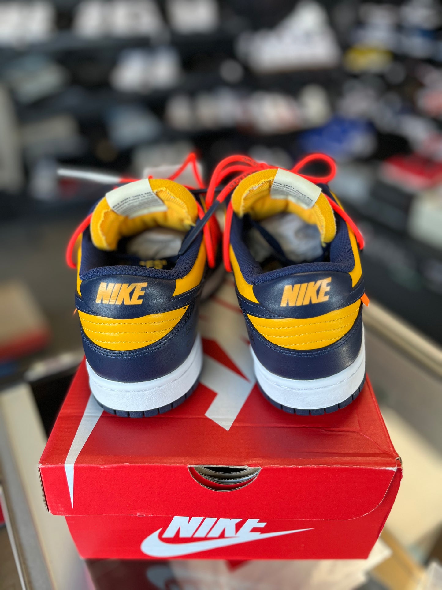 Nike Dunk x Off White “University Gold” Size 8