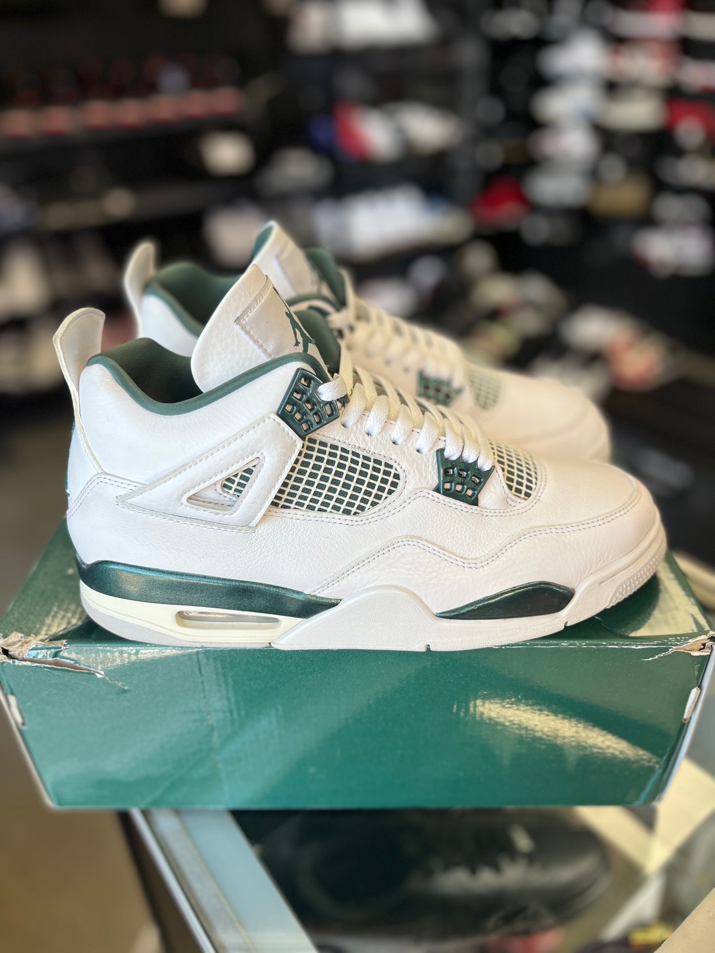 Jordan 4 “Oxidized Green” Size 11
