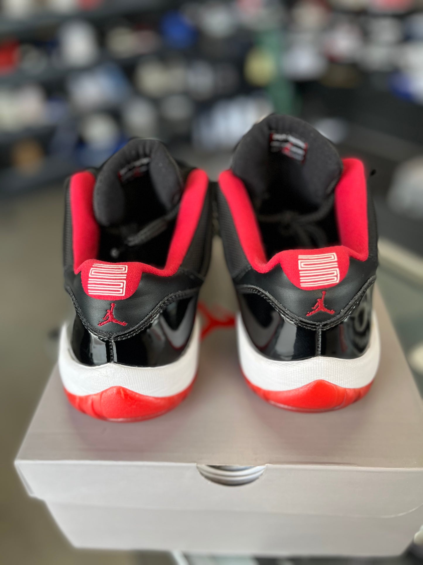 Jordan 11 Low “Bred” Size 9 (2015)