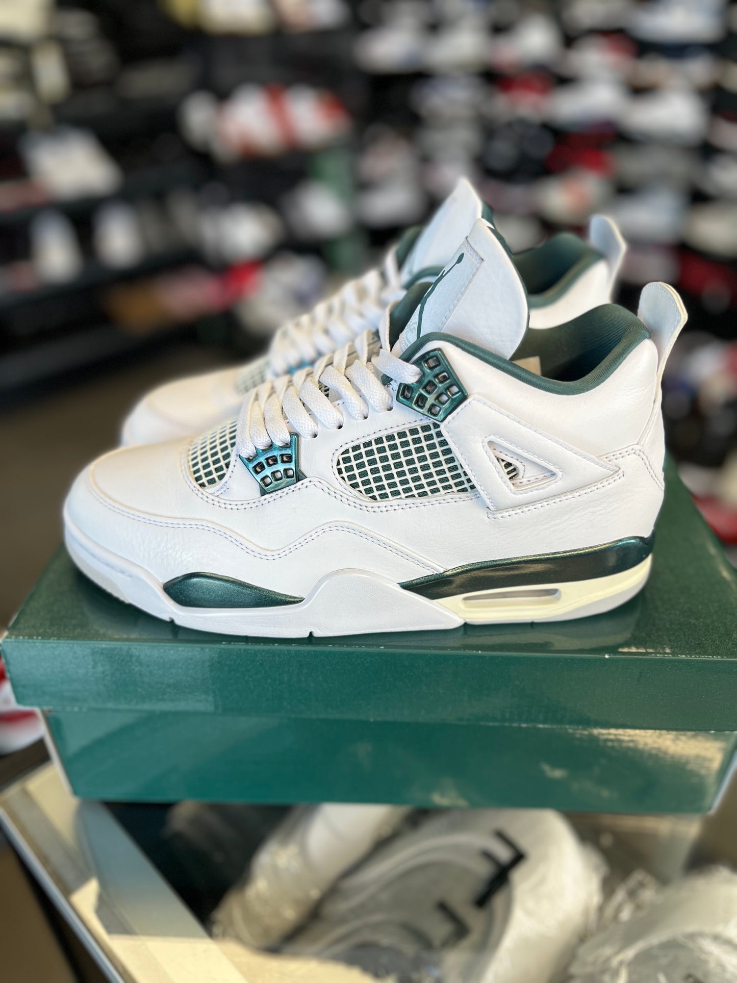 Jordan 4 “Oxidized Green” Size 9.5