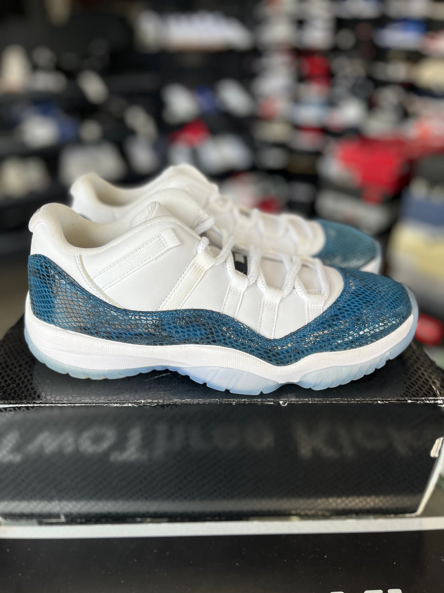 Jordan 11 Low “Navy Snakeskin” Size 9.5