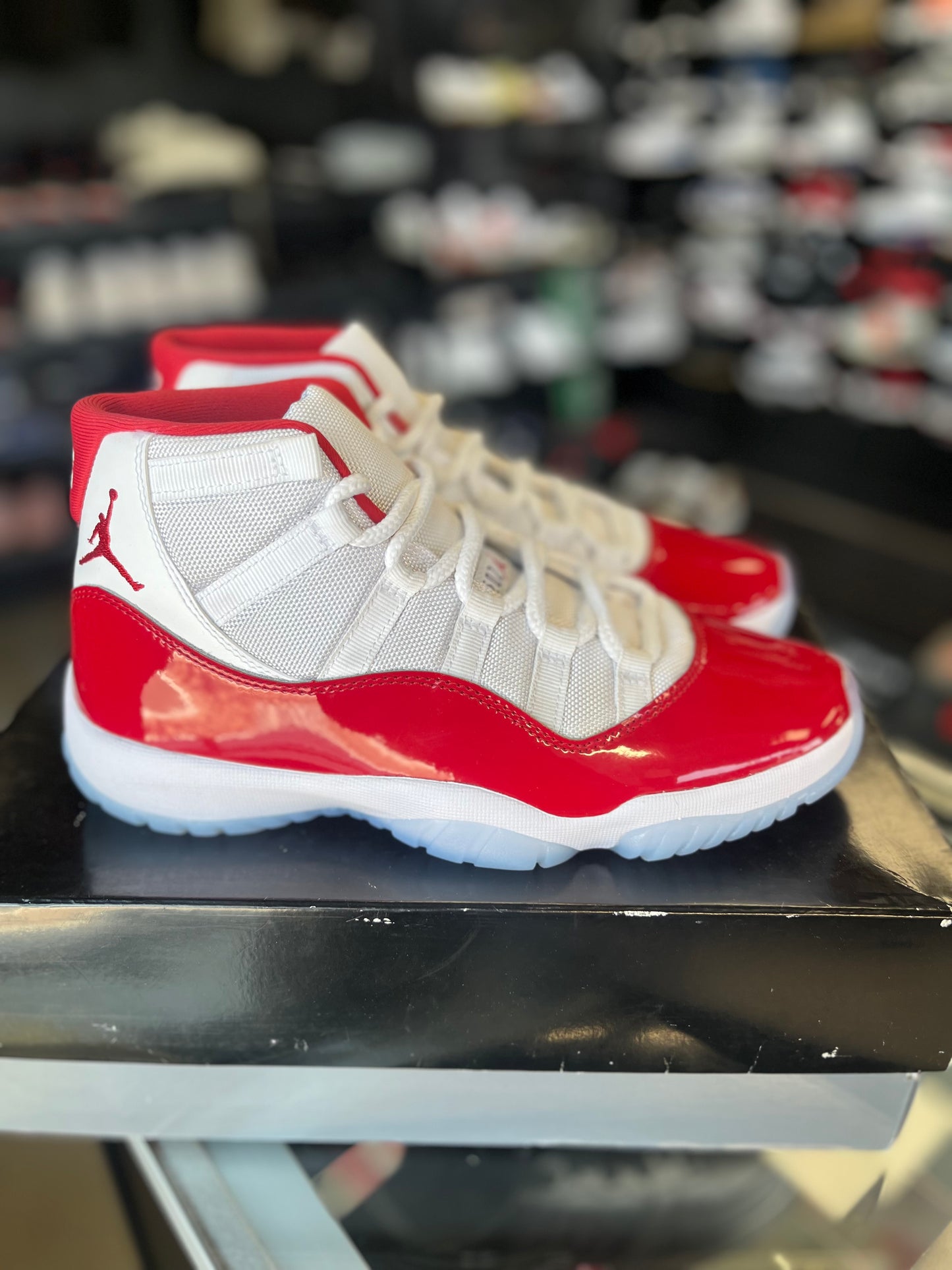 Jordan 11 “Cherry” Size 8