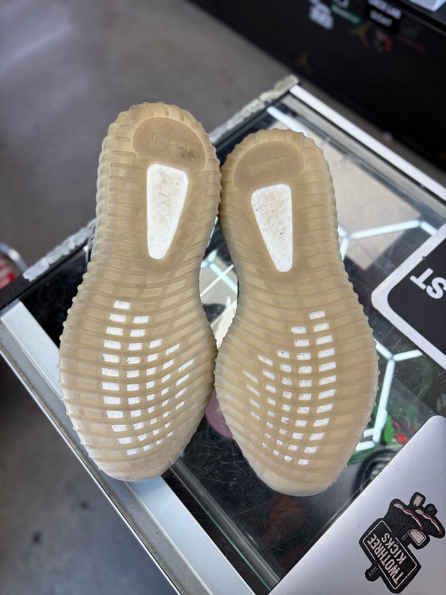 Yeezy 350 “Slate” Size 10