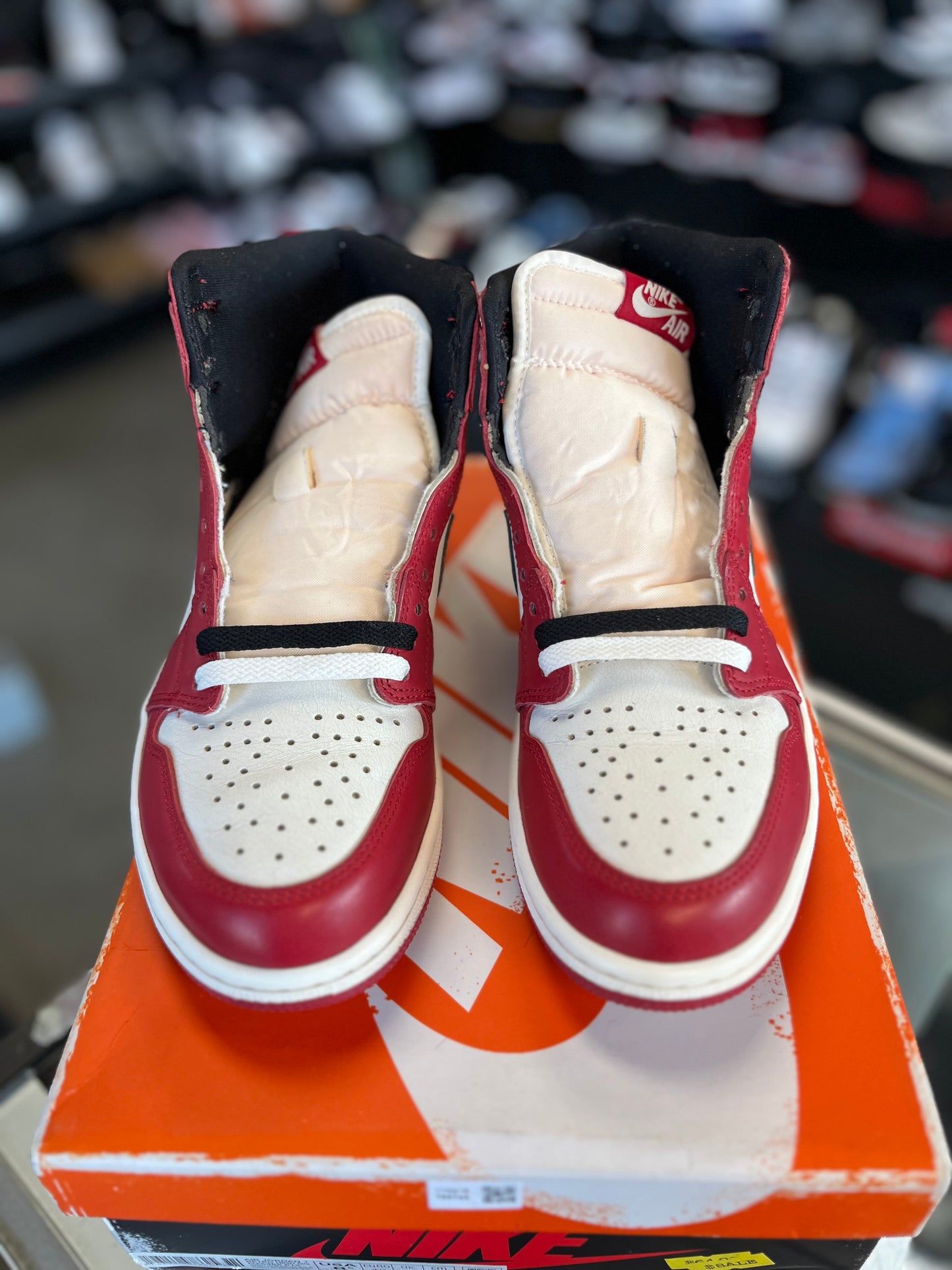 Jordan 1 “Lost & Found” Size 8.5