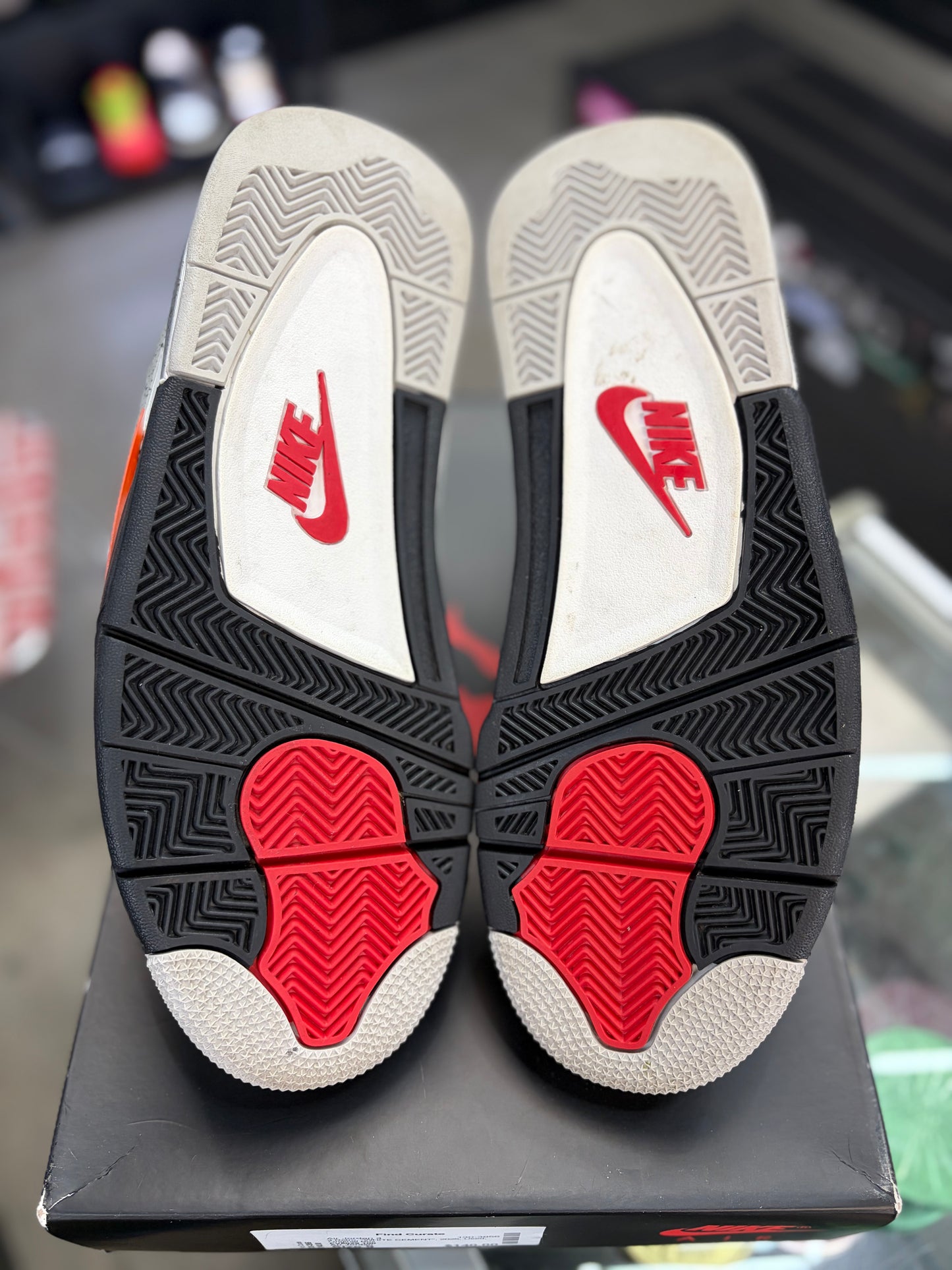 Jordan 4 “White Cement” Size 9