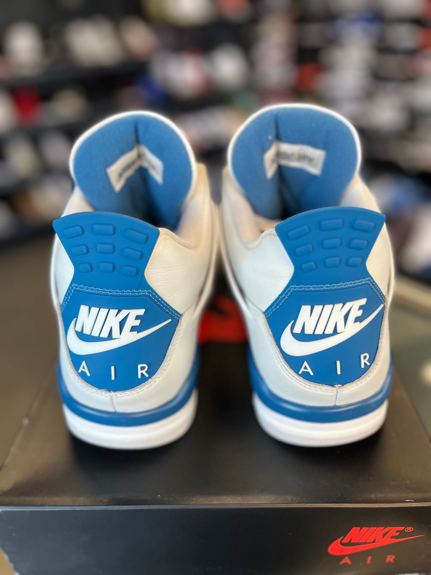 Jordan 4 “Military Blue” Size 9