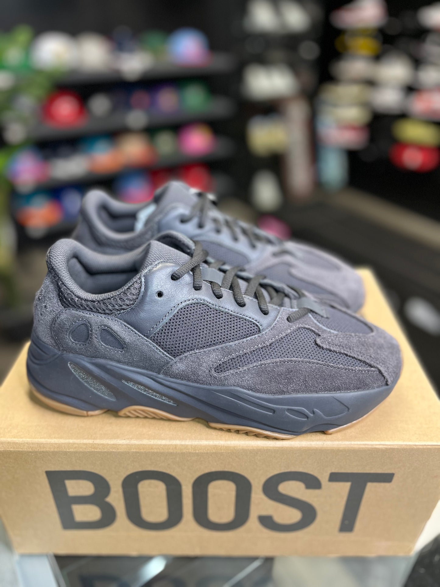 Yeezy Boost 700 “Utility Black” Size 8.5