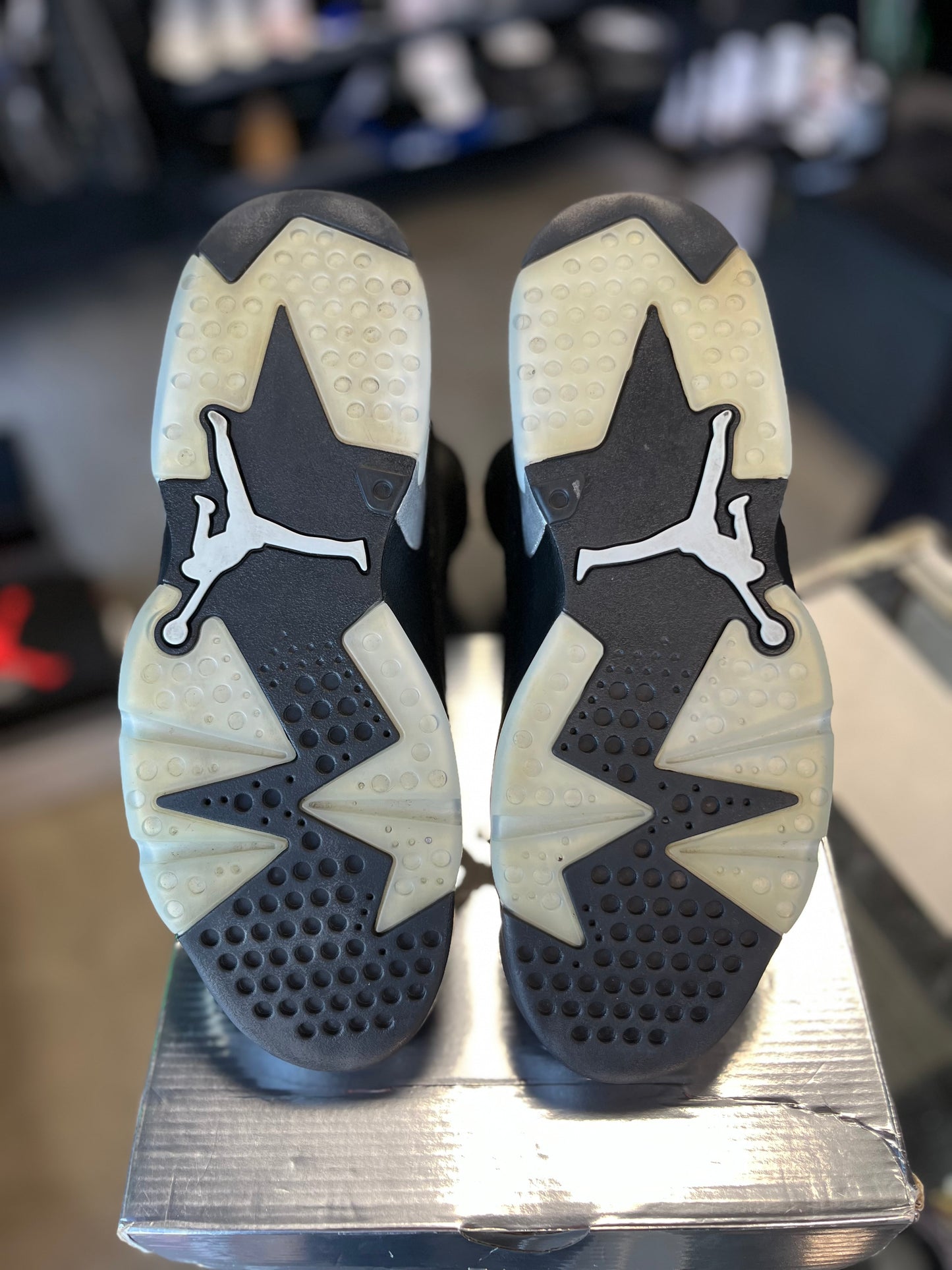 Jordan 6 “Chrome” Size 10.5