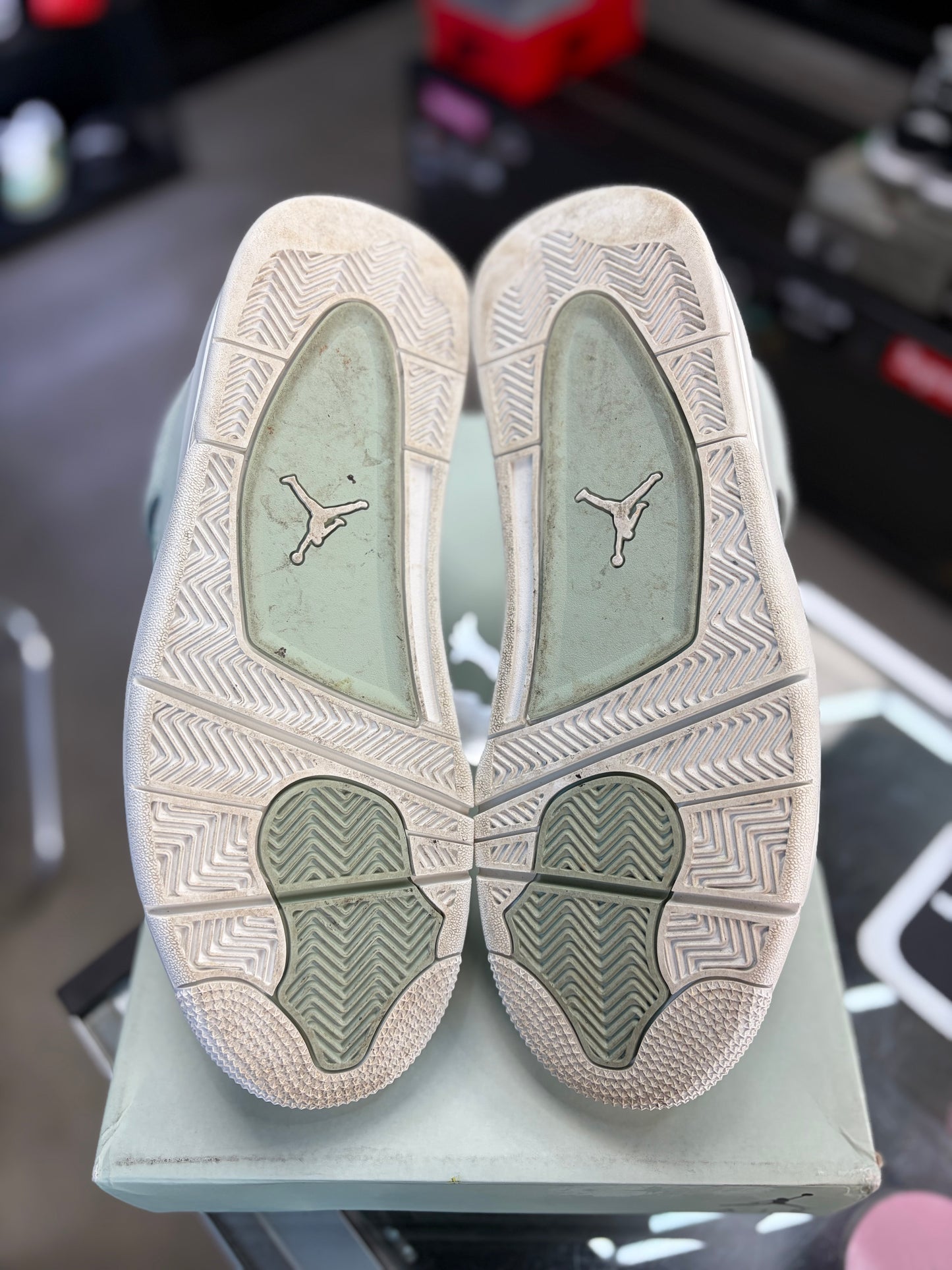 Jordan 4 “Seafoam Sail” Size 9.5 Men