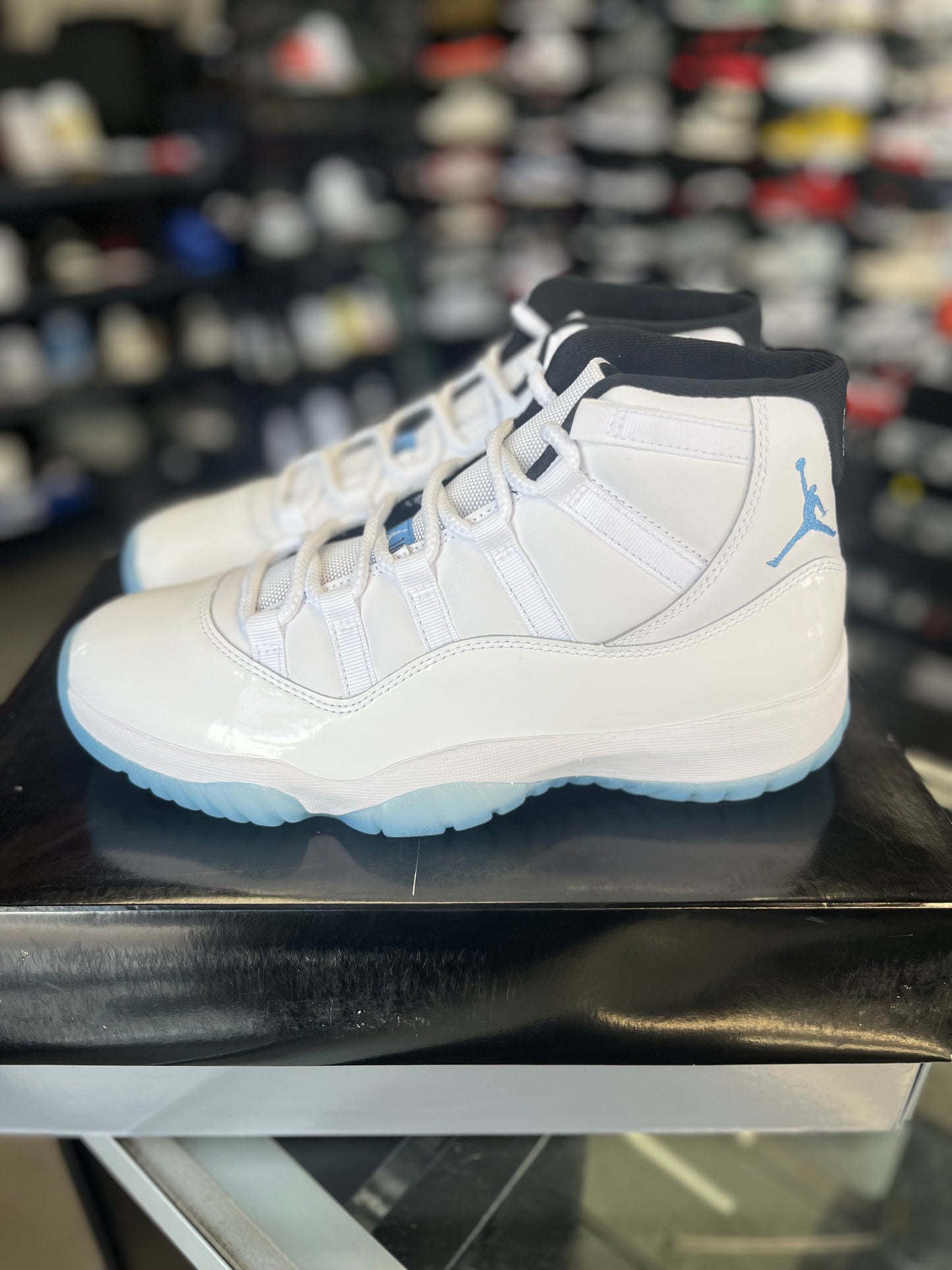 Jordan 11 “Legend Blue” Size 9.5