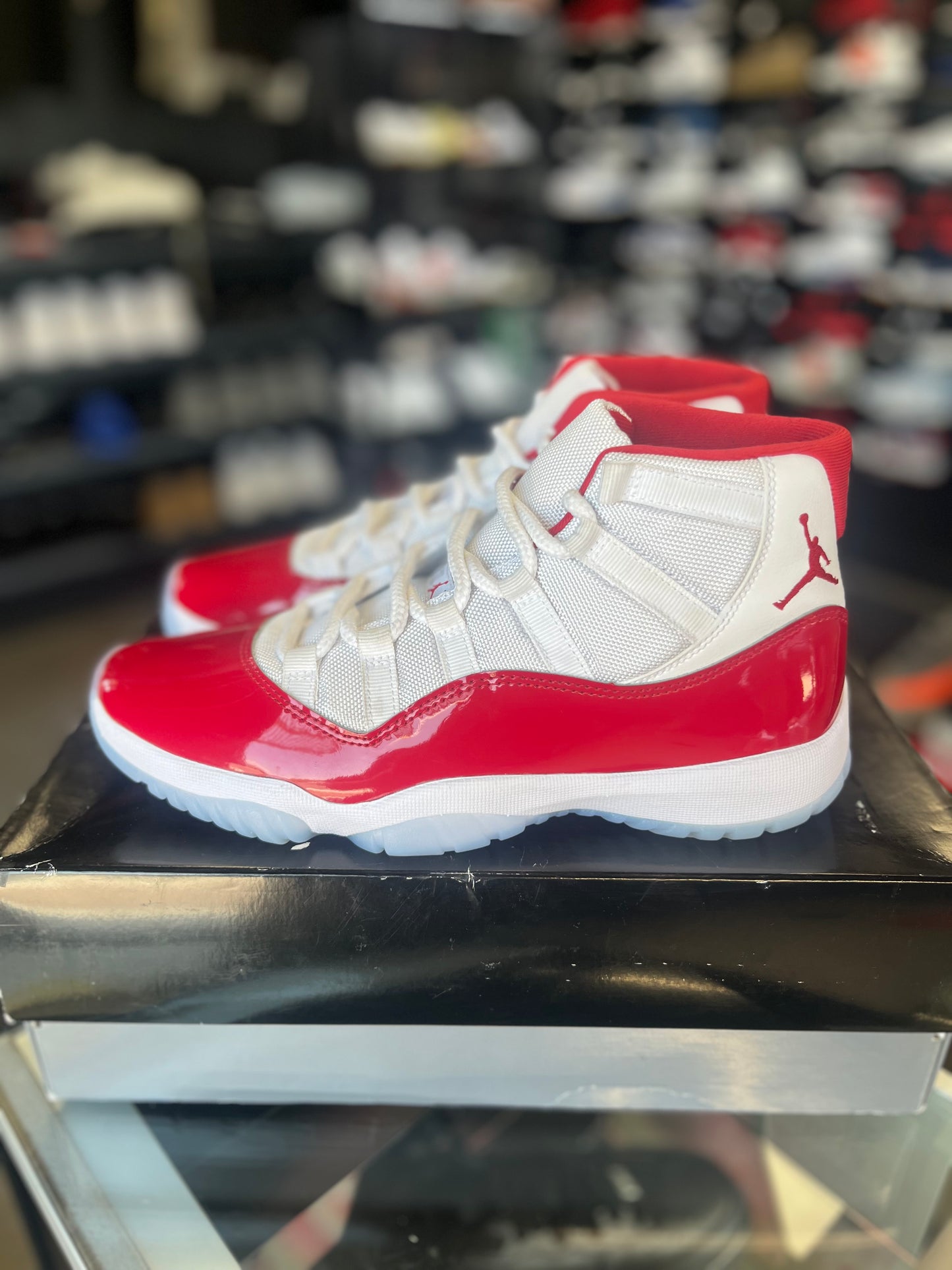 Jordan 11 “Cherry” Size 8