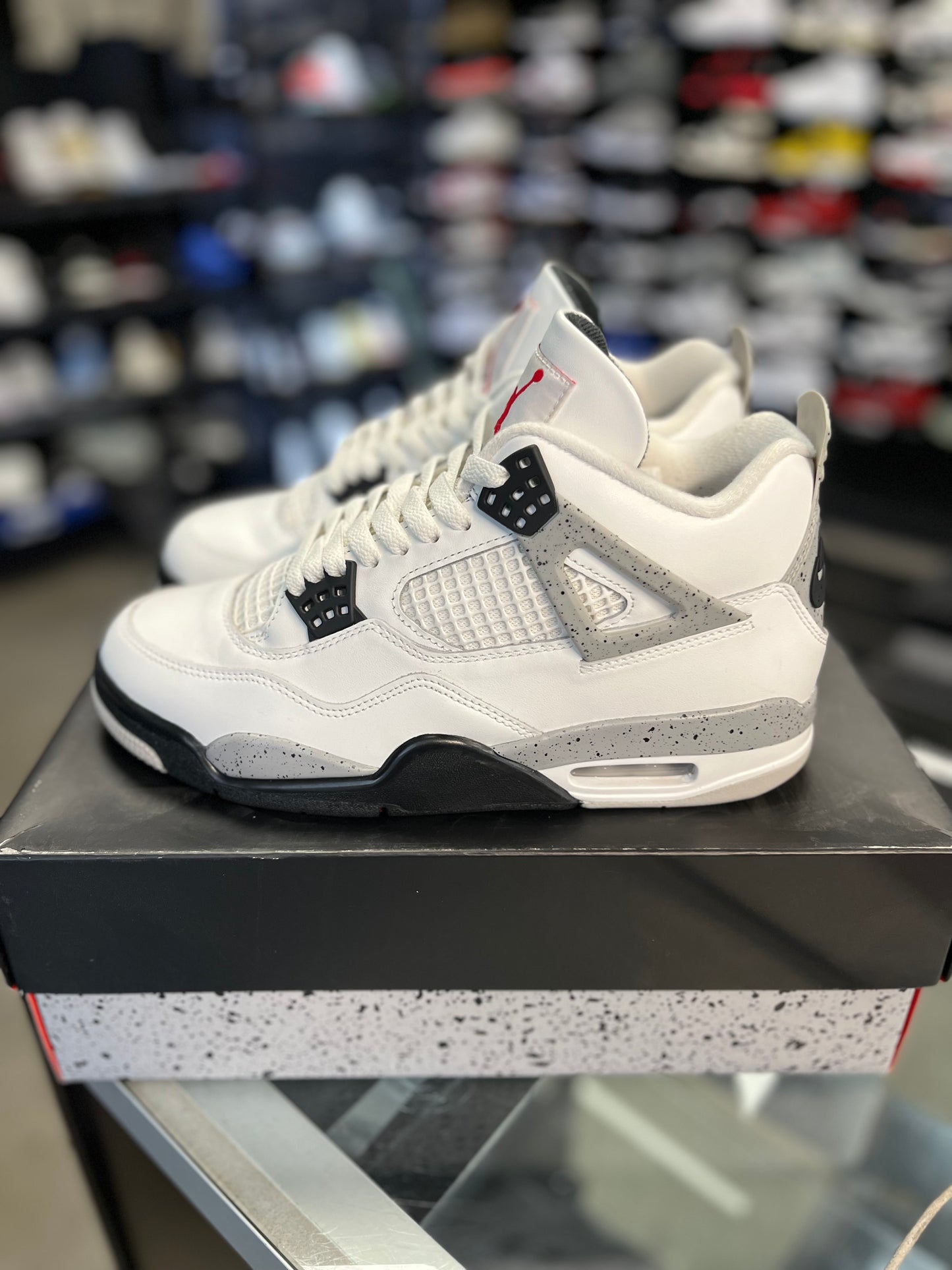 Jordan 4 “White Cement” Size 9