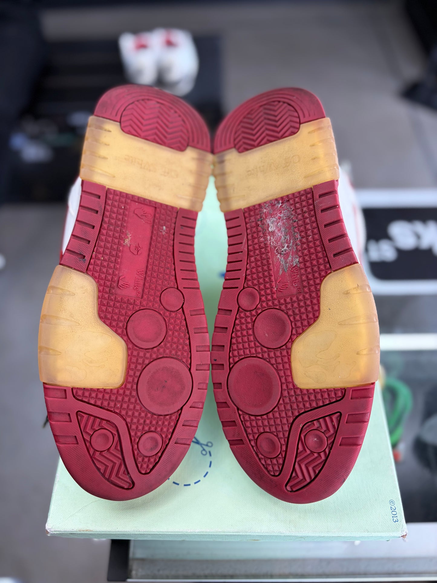 Off White Out Of Office “White/Red” Size 40EU