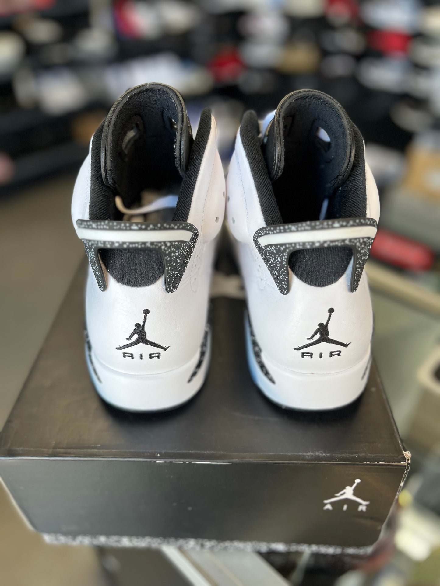 Jordan 6 “Reverse Oreo” Size 10