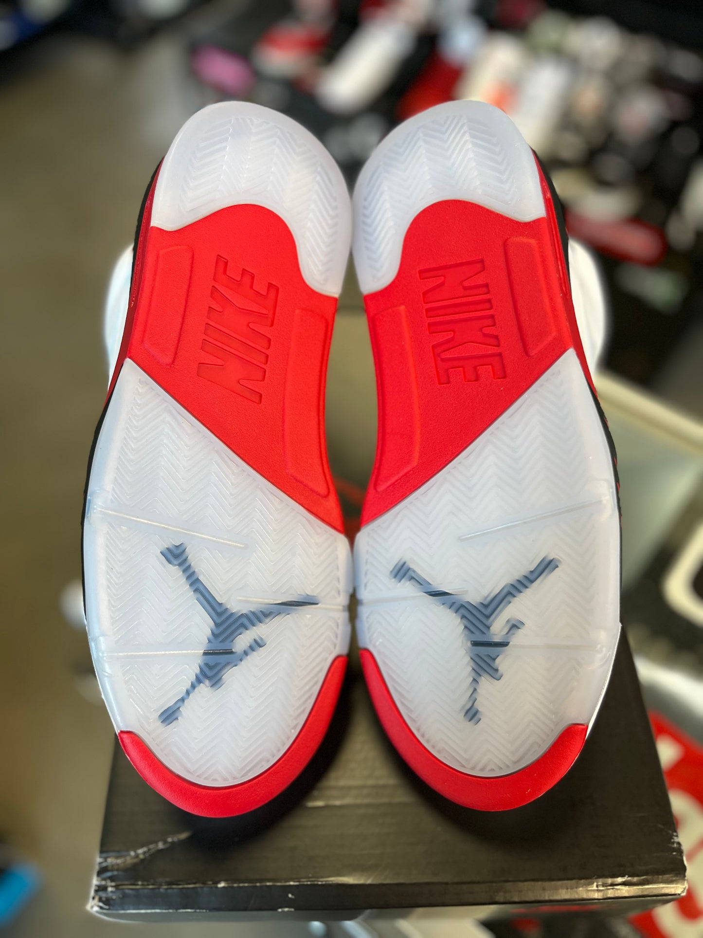 Jordan 5 “Fire Red” (2025) Size 10