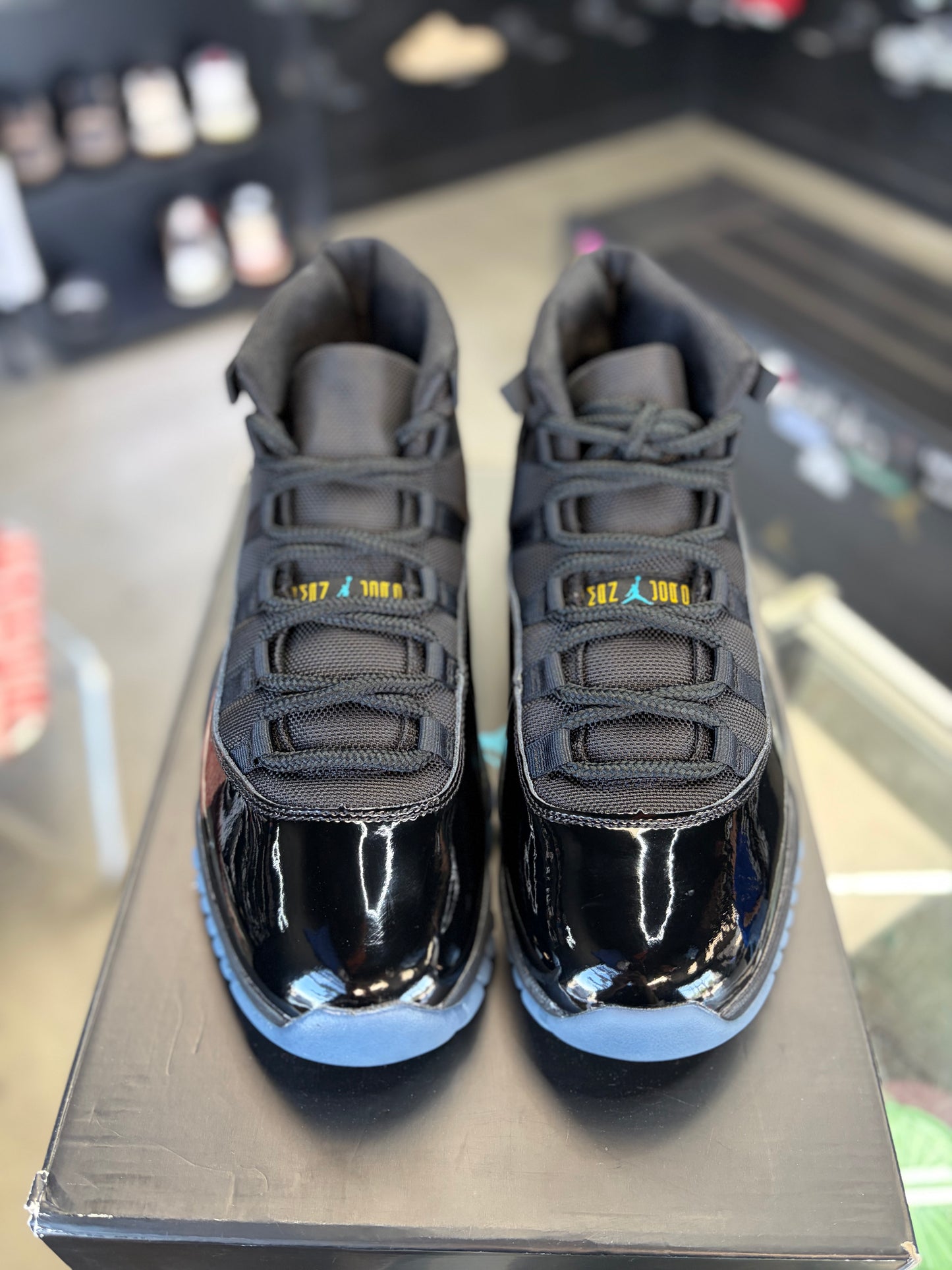 Jordan 11 “Gamma” Size 9.5