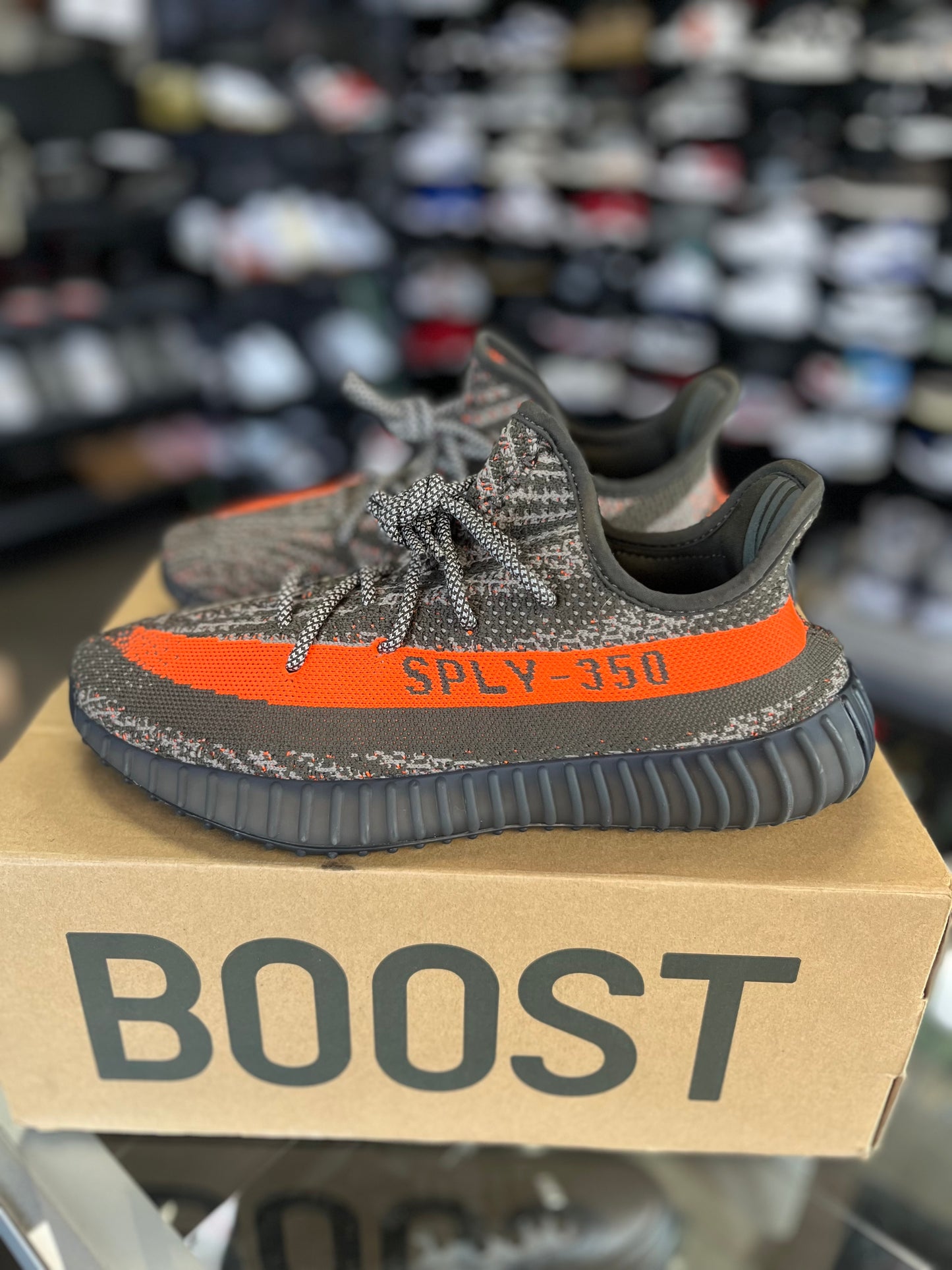 Yeezy 350 “Carbon Beluga” Size 9.5
