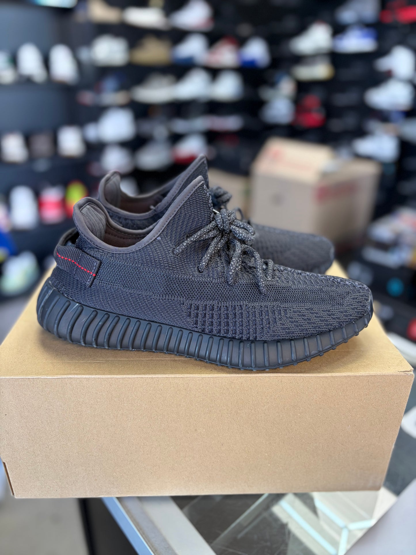 Yeezy 350 “Black” Size 9