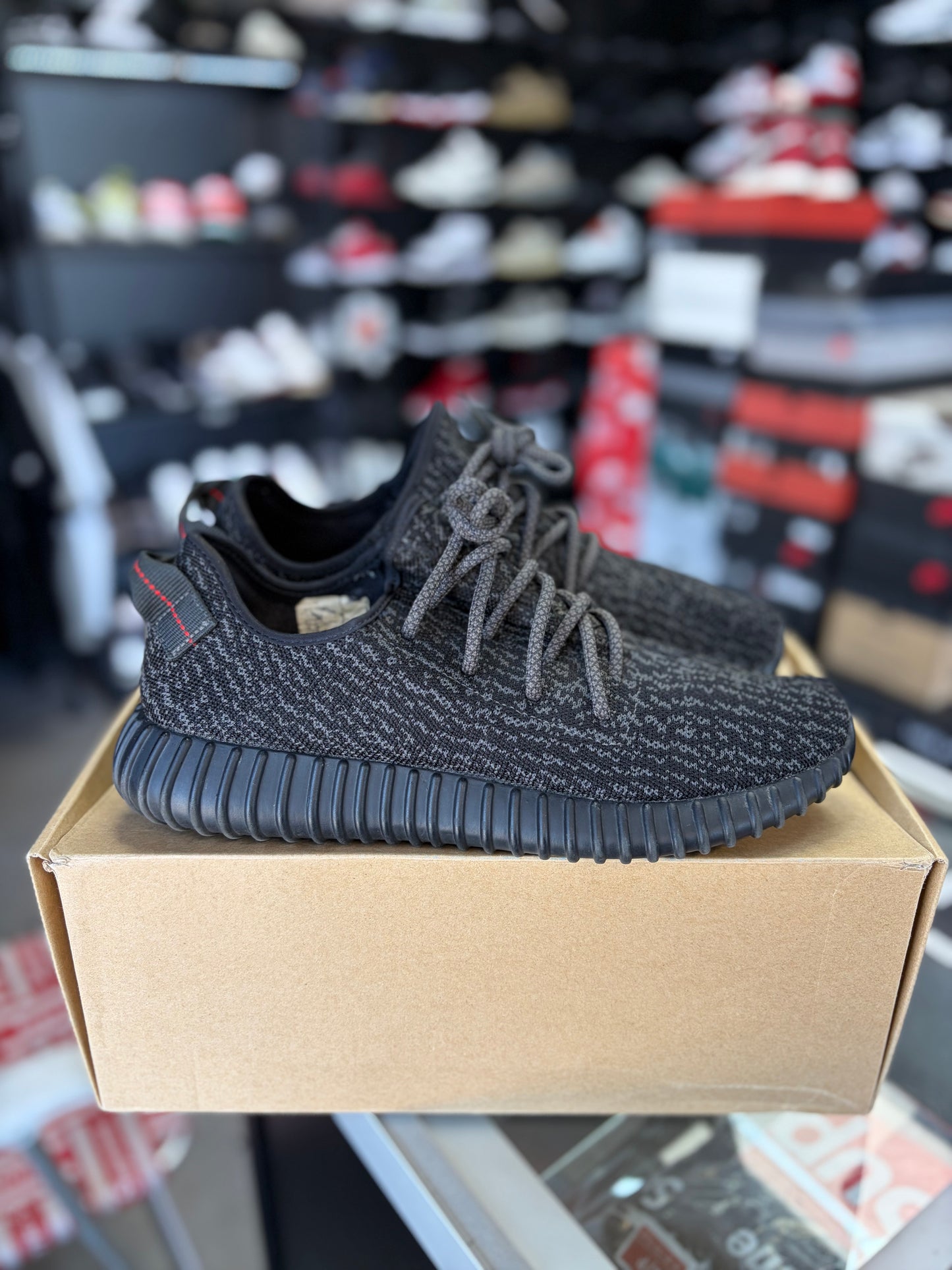 Yeezy 350 “Pirate Black” Size 10