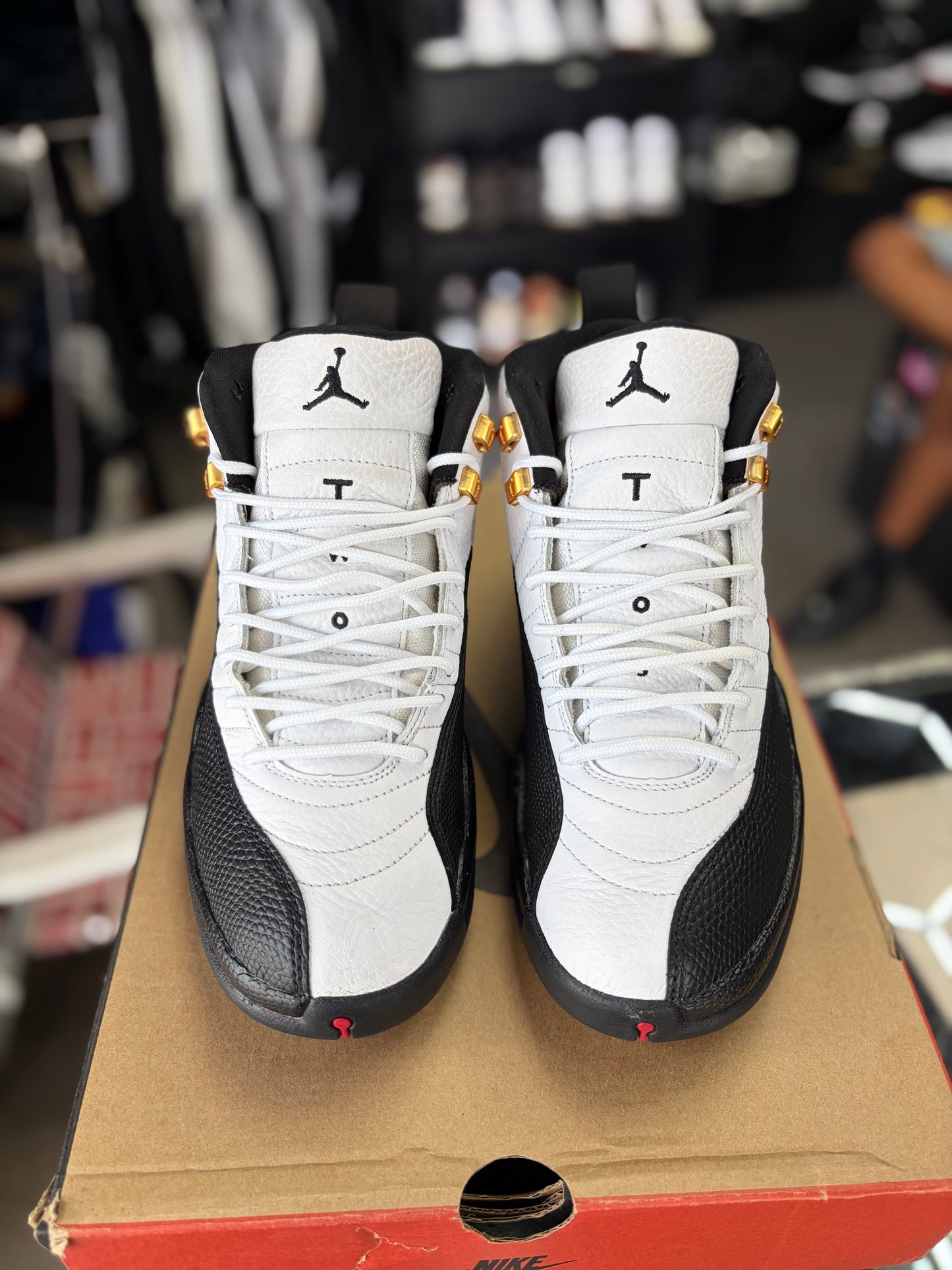 Jordan 12 “Taxi” (2025) Size 8.5