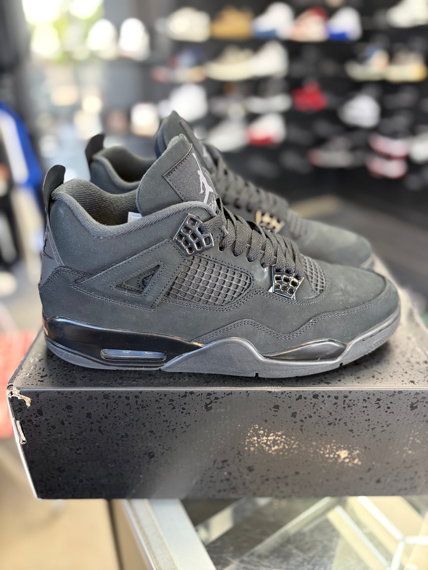 Jordan 4 “Black Cat” (2025) Size 11