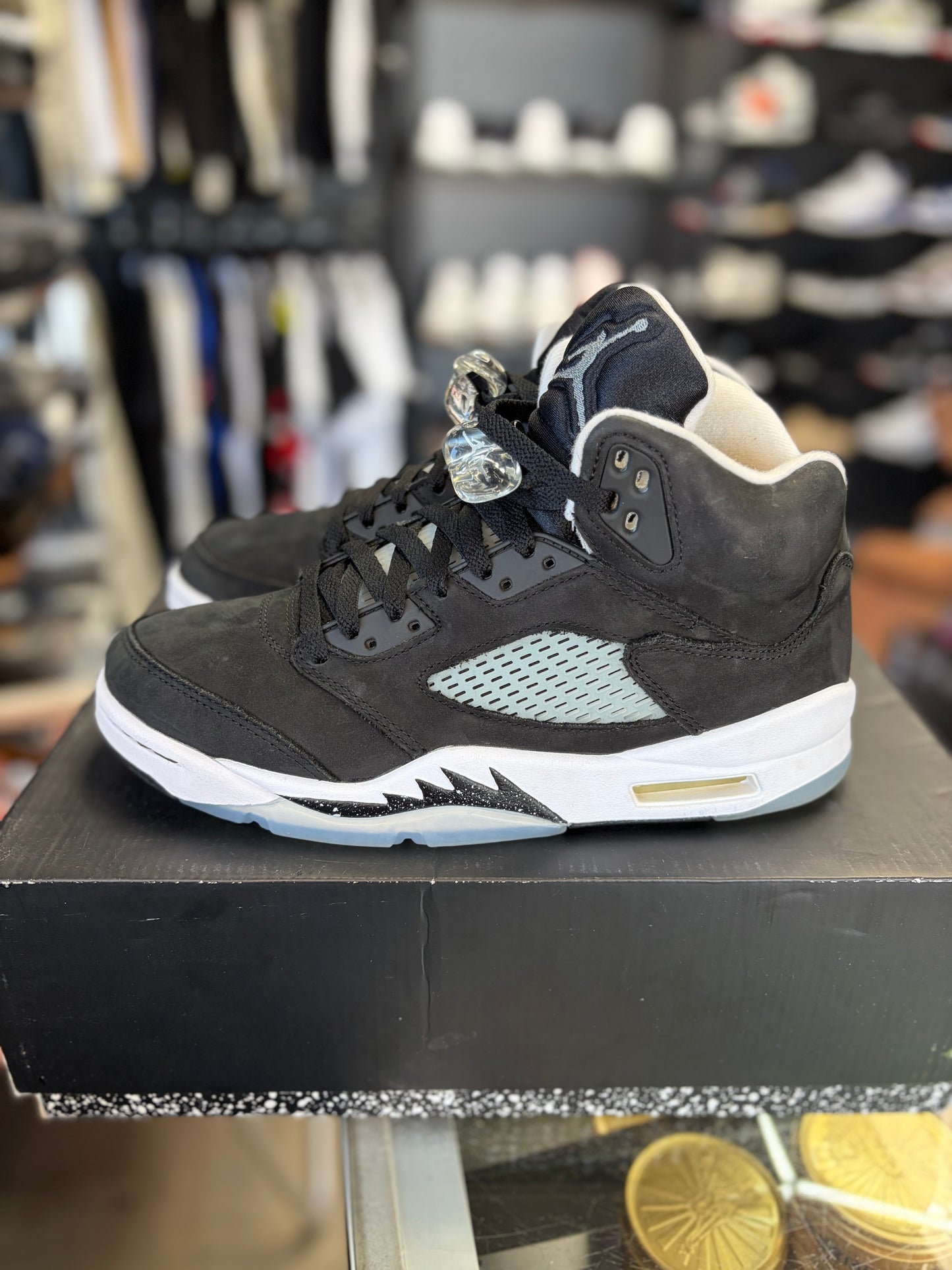 Jordan 5 “Moonlight/Oreo” Size 8.5