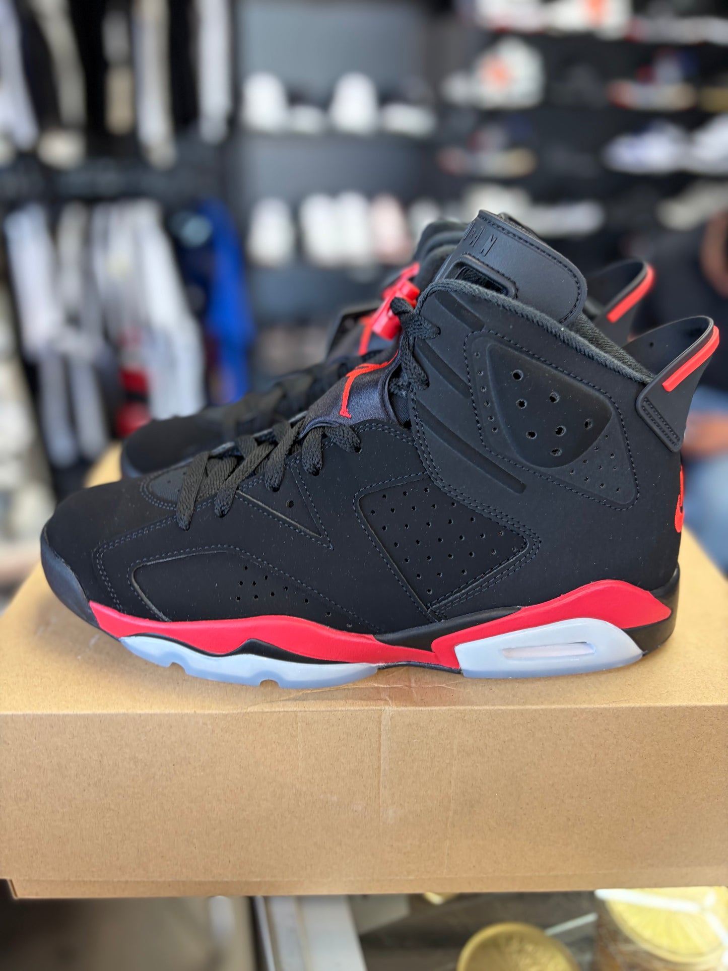 Jordan 6 “Reverse Infrared” Size 11