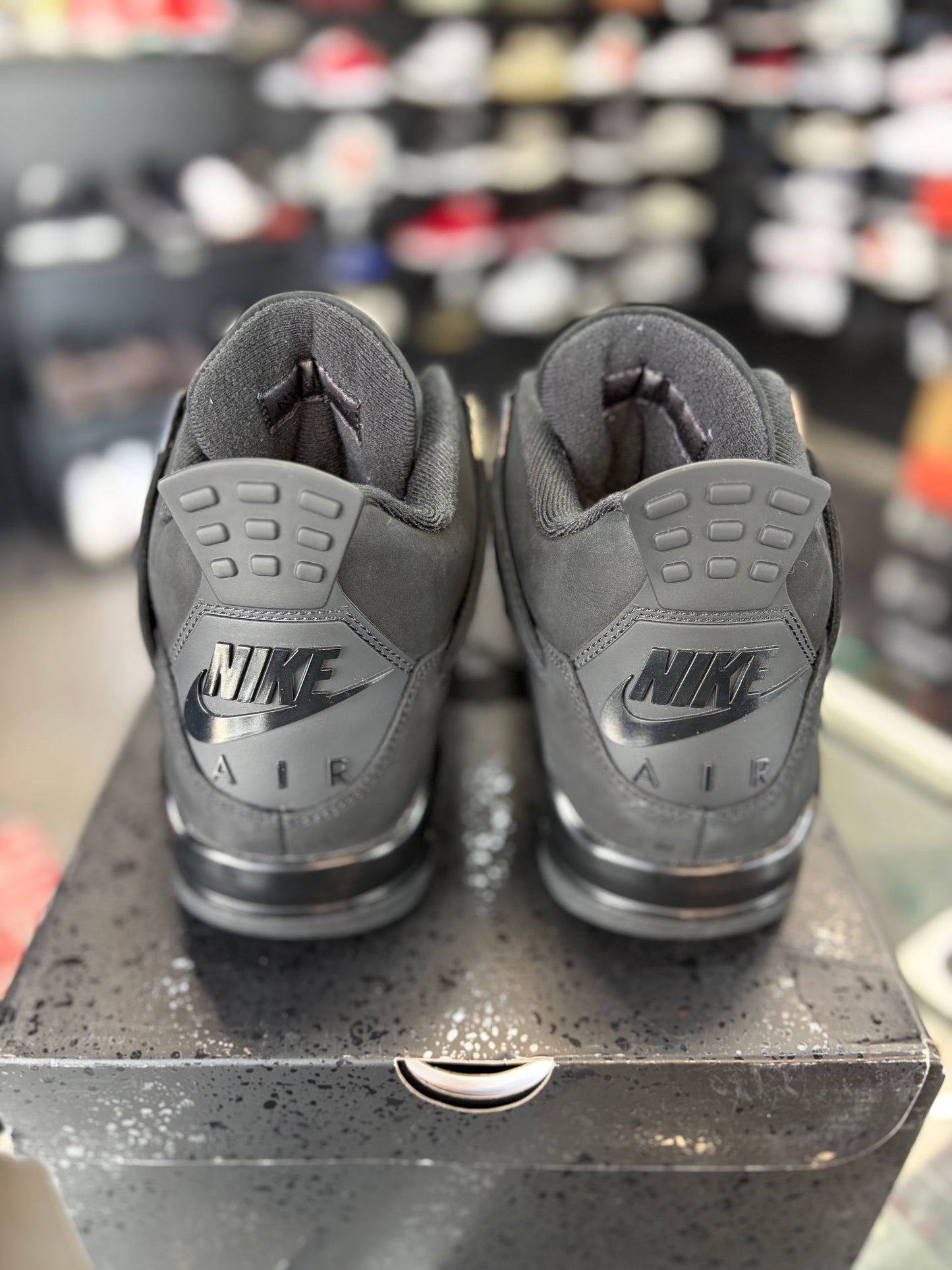 Jordan 4 “Black Cat” (2025) Size 9.5