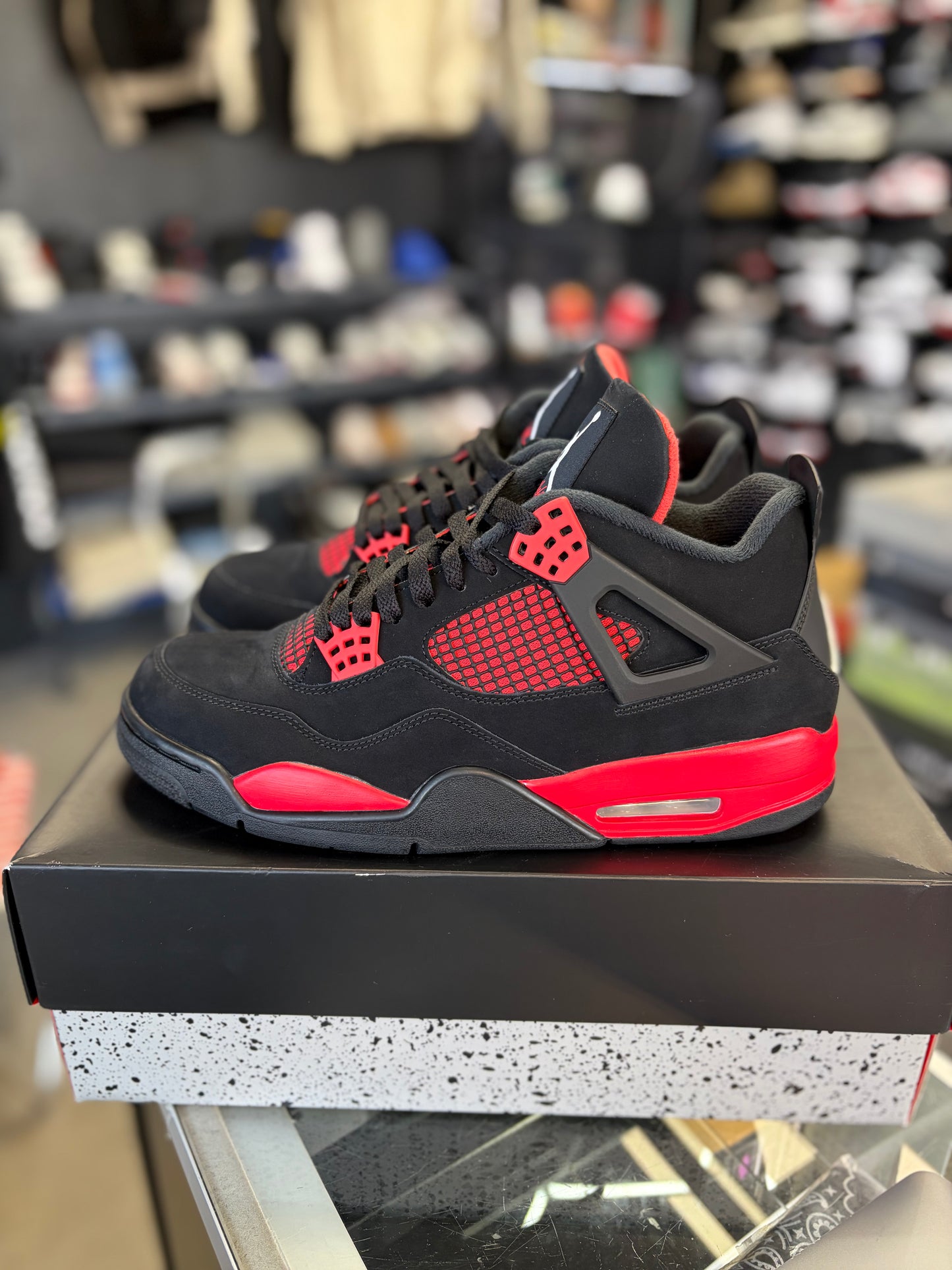 Jordan 4 “Red Thunder” Size 10.5