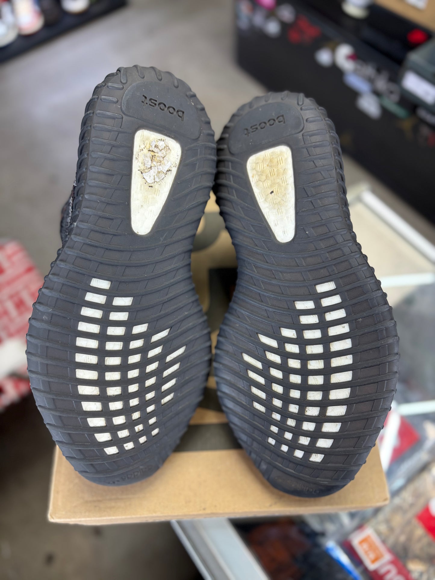 Yeezy 350 “Mx Dark Salt” Size 9.5