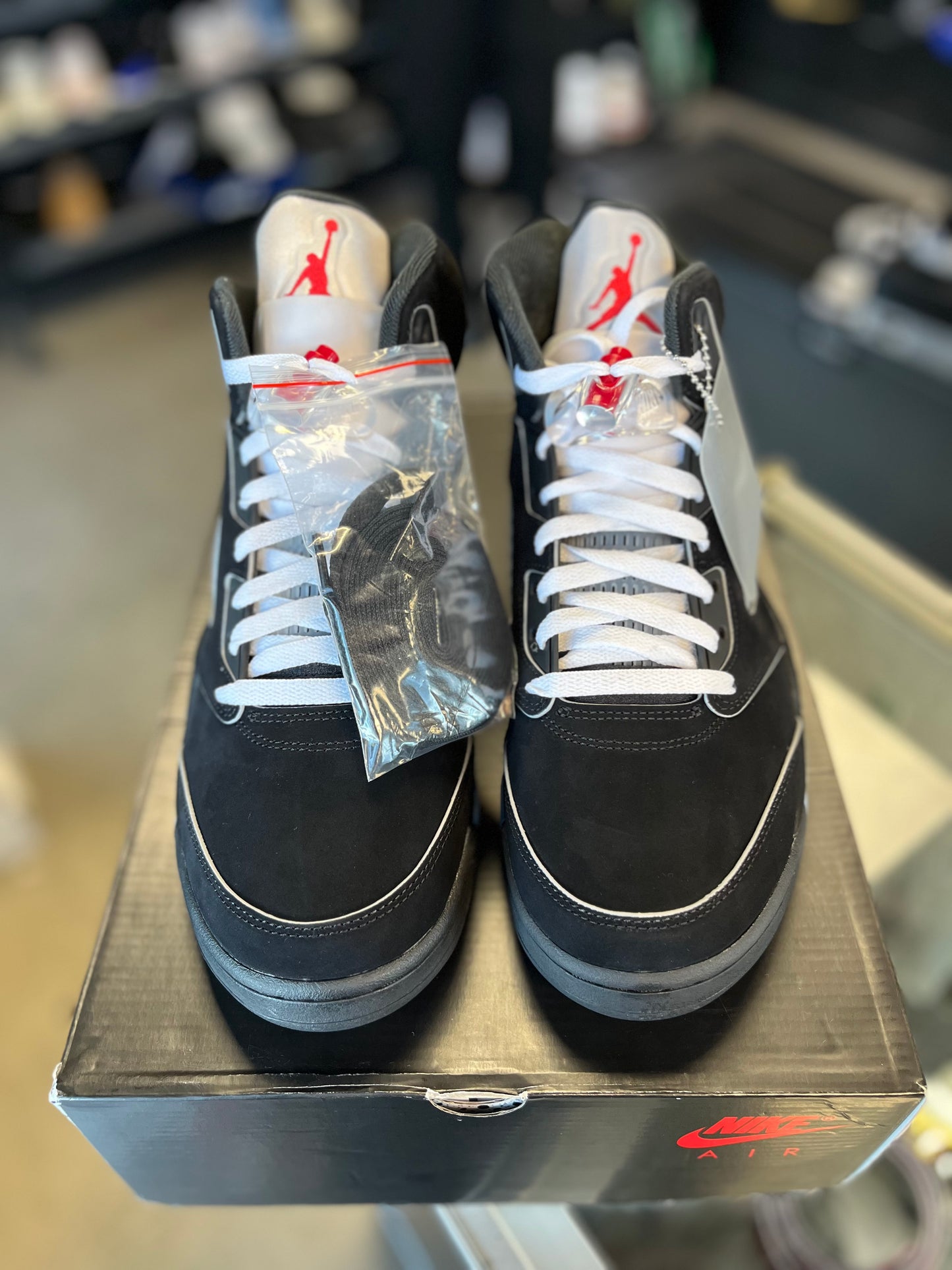 Jordan 5 “Metallic Reimagined” Size 10.5