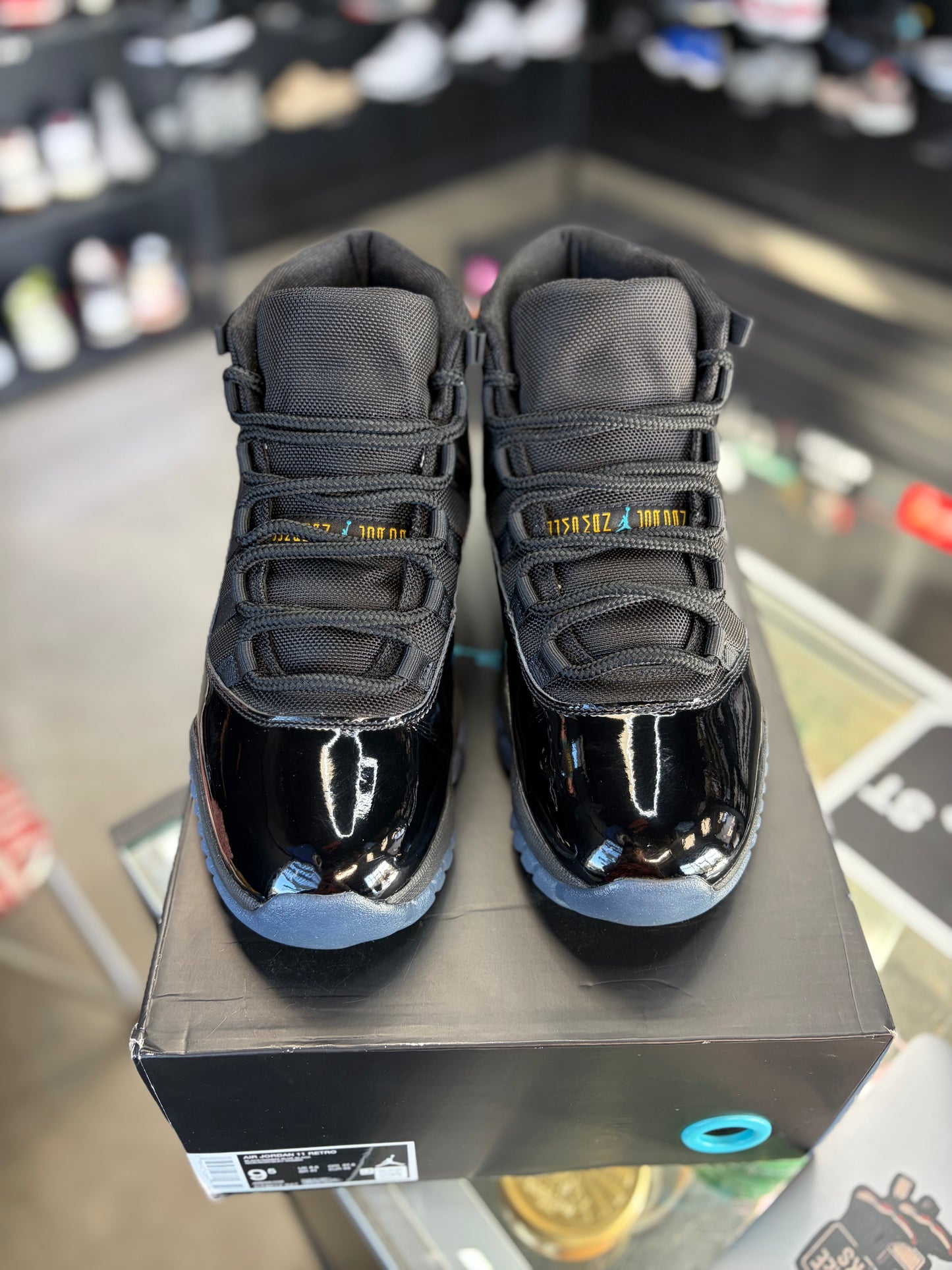 Jordan 11 “Gamma” Size 9.5