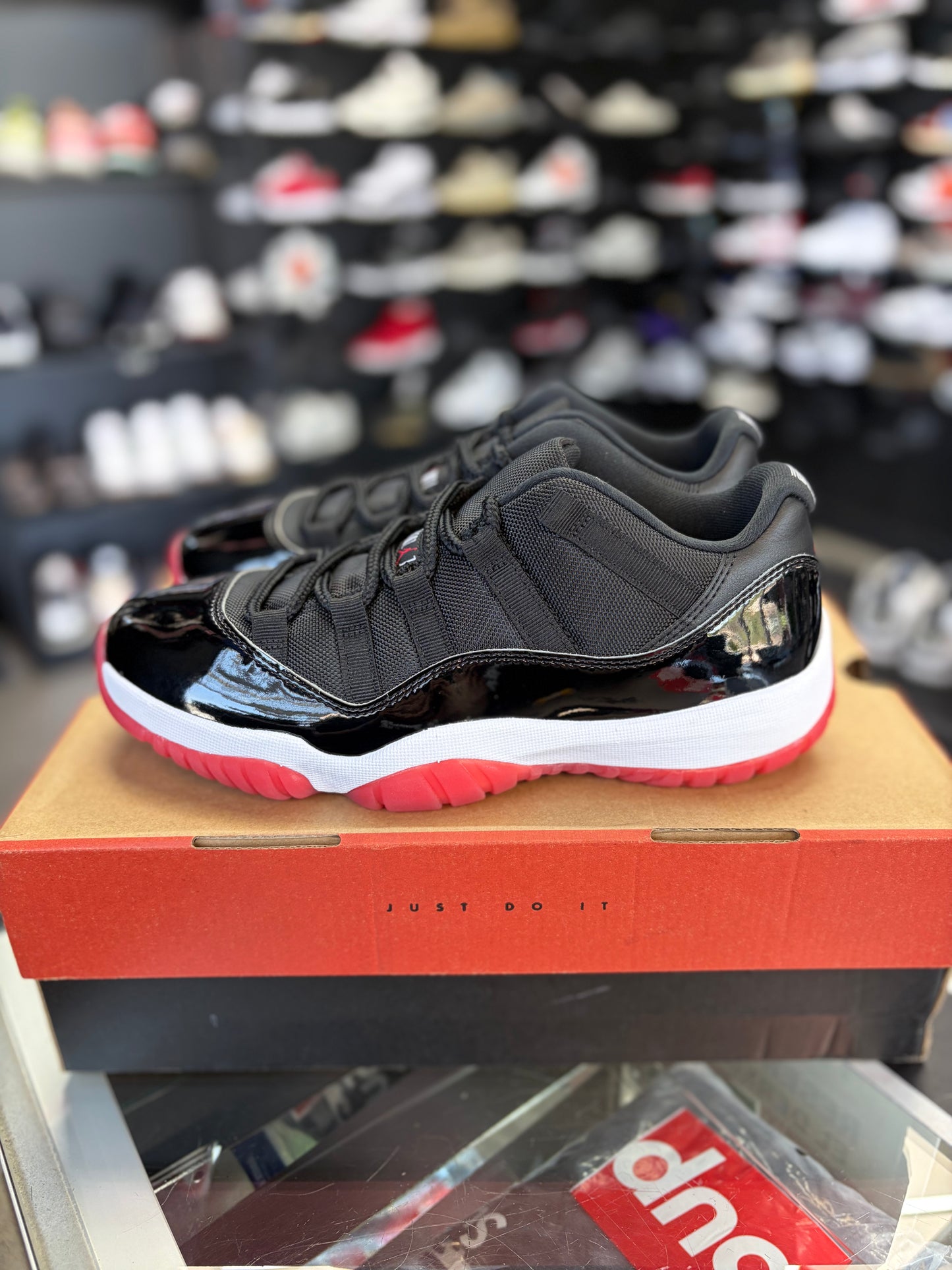 Jordan 11 Low “Bred” Size 8