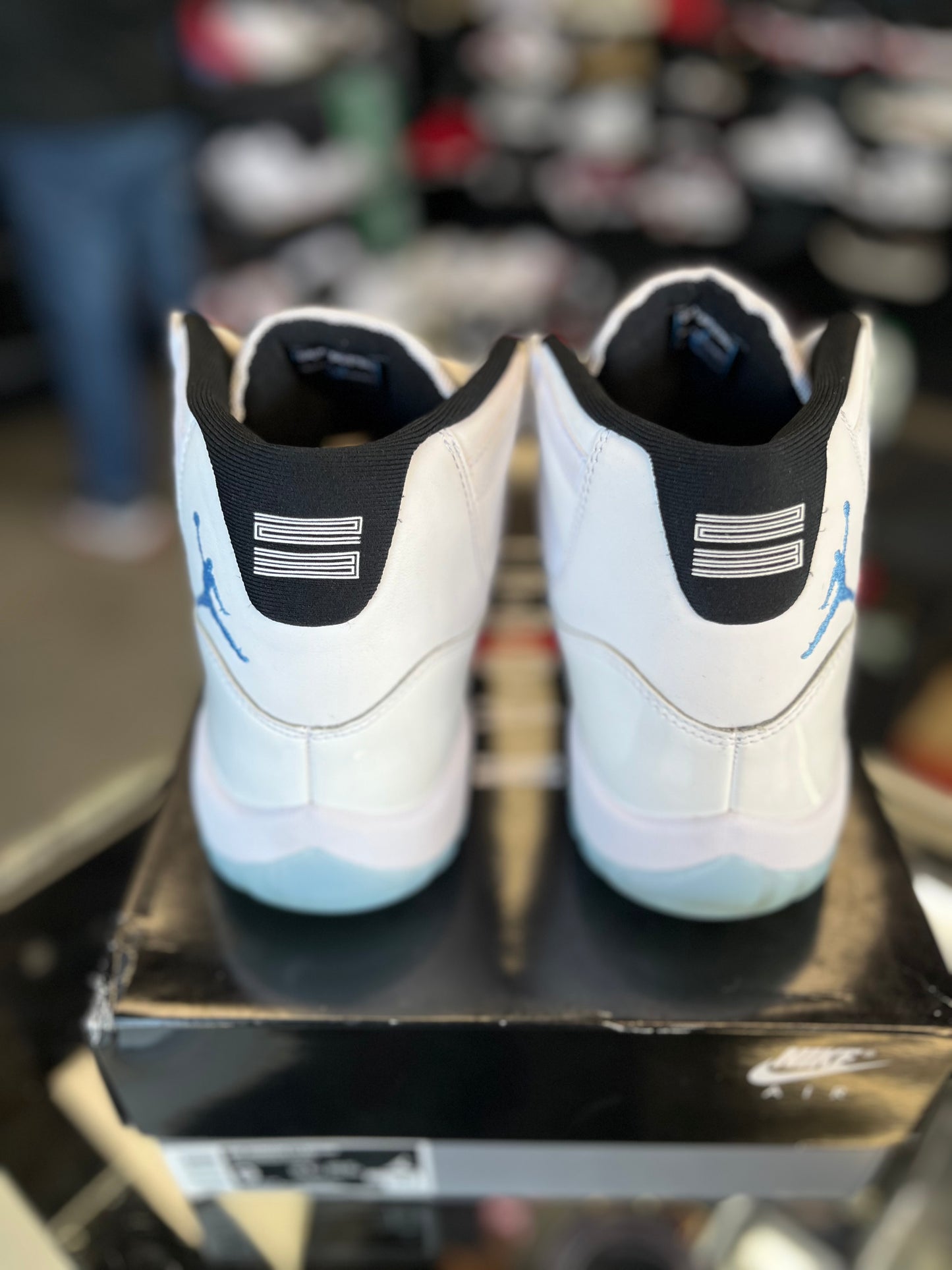 Jordan 11 “Legend Blue” Size 9