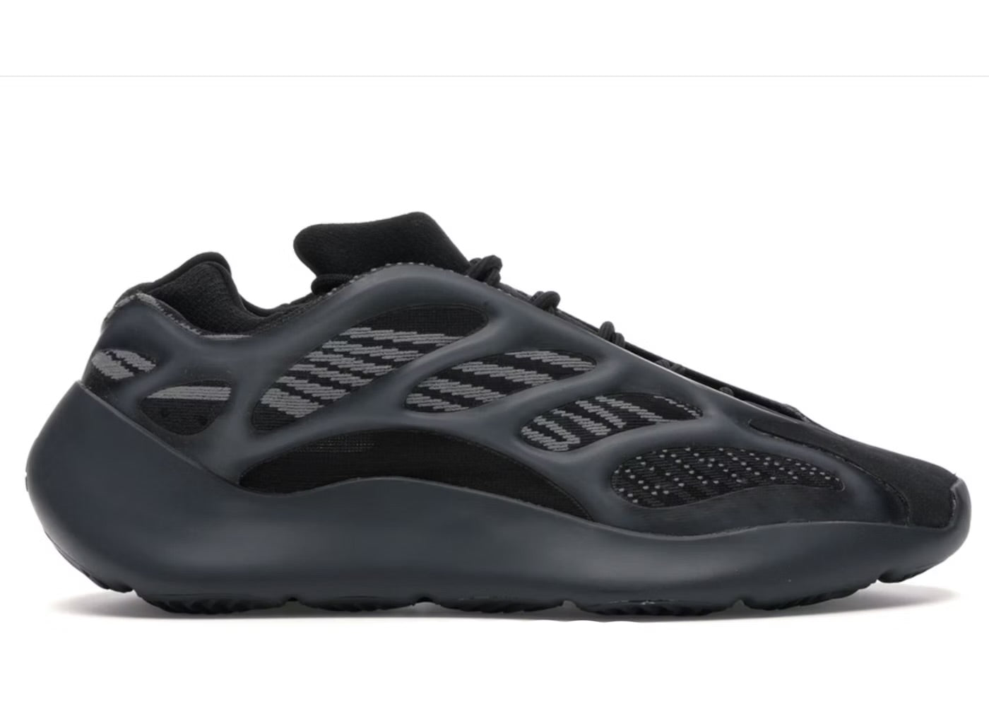 Yeezy 700 “Alvah” Size 9