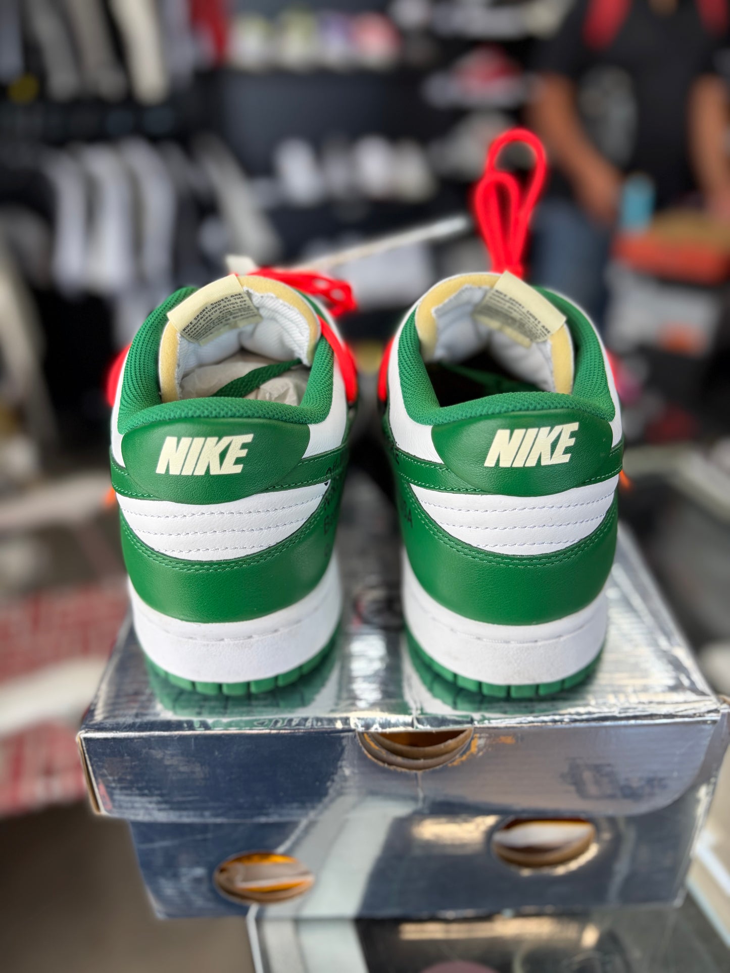 Nike Dunk x Off White “Pine Green” Size 12