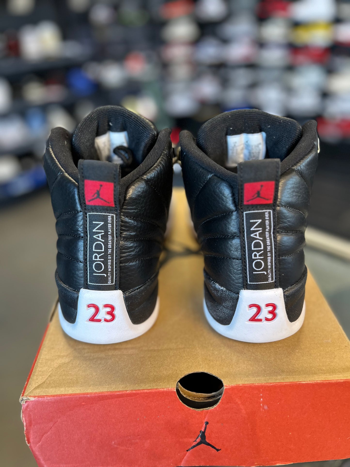 Jordan 12 “Playoffs” Size 8