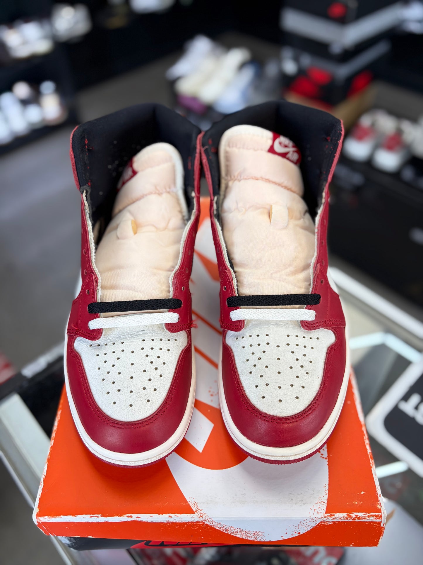 Jordan 1 “Lost & Found” Size 10