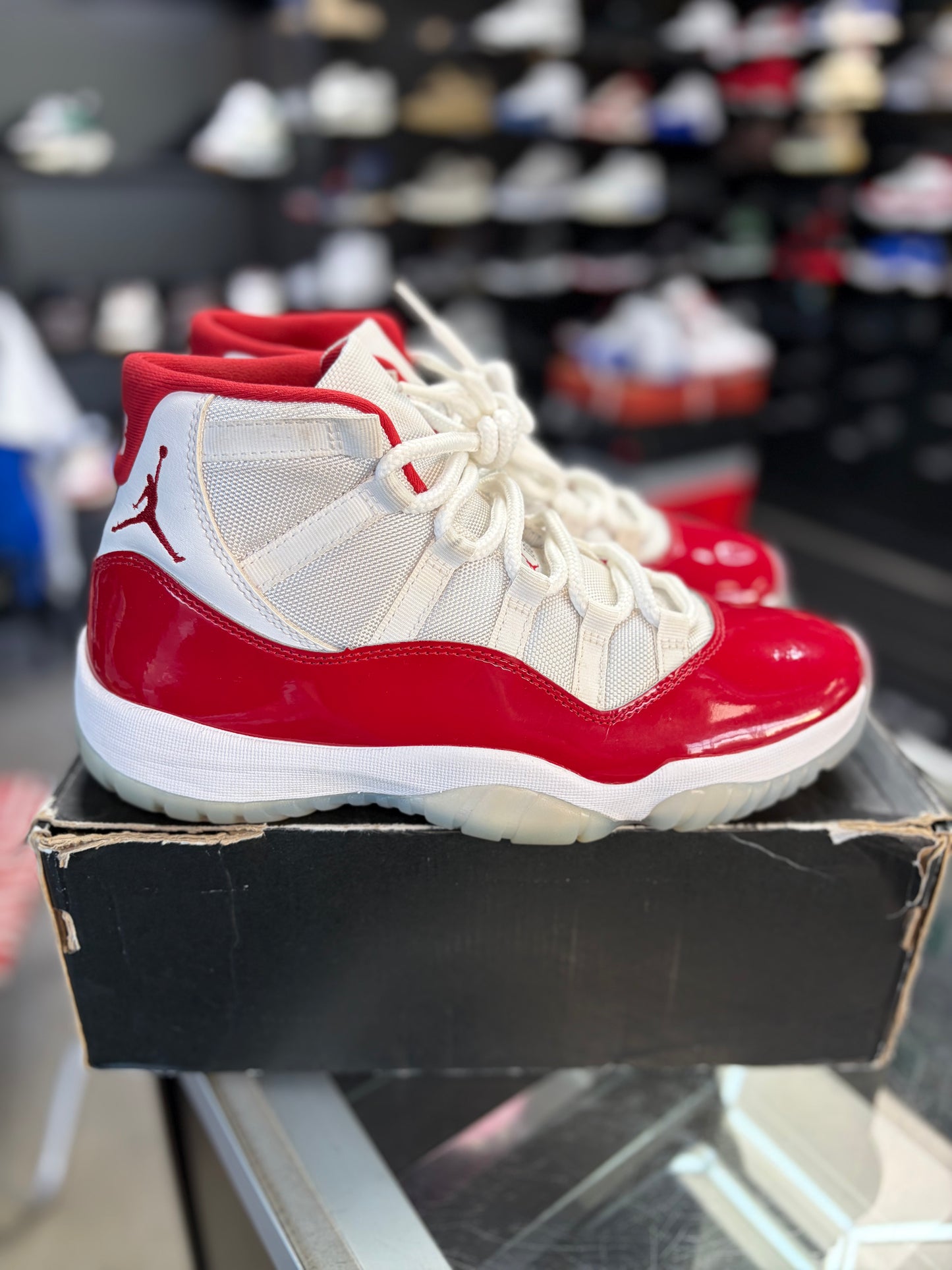 Jordan 11 “Cherry” Size 9