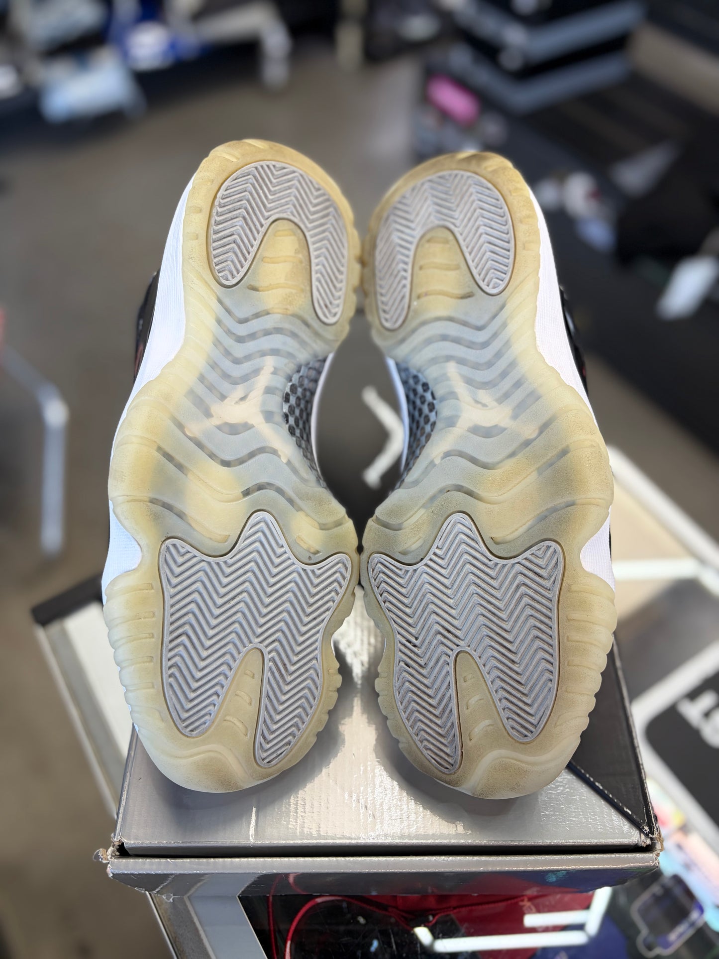 Jordan 11 “Jubilee” Size 9