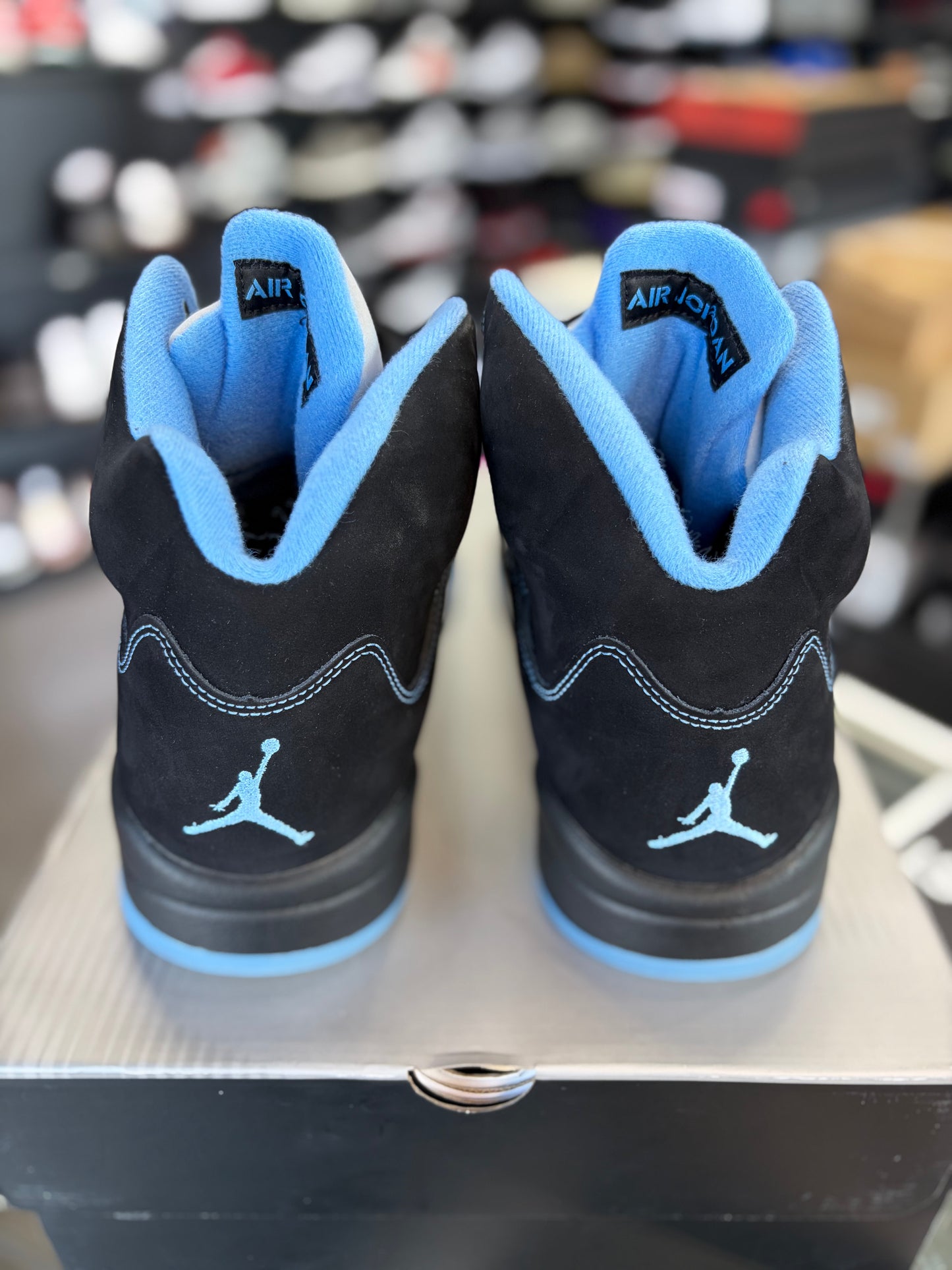 Jordan 5 “Black University Blue” Size 11.5